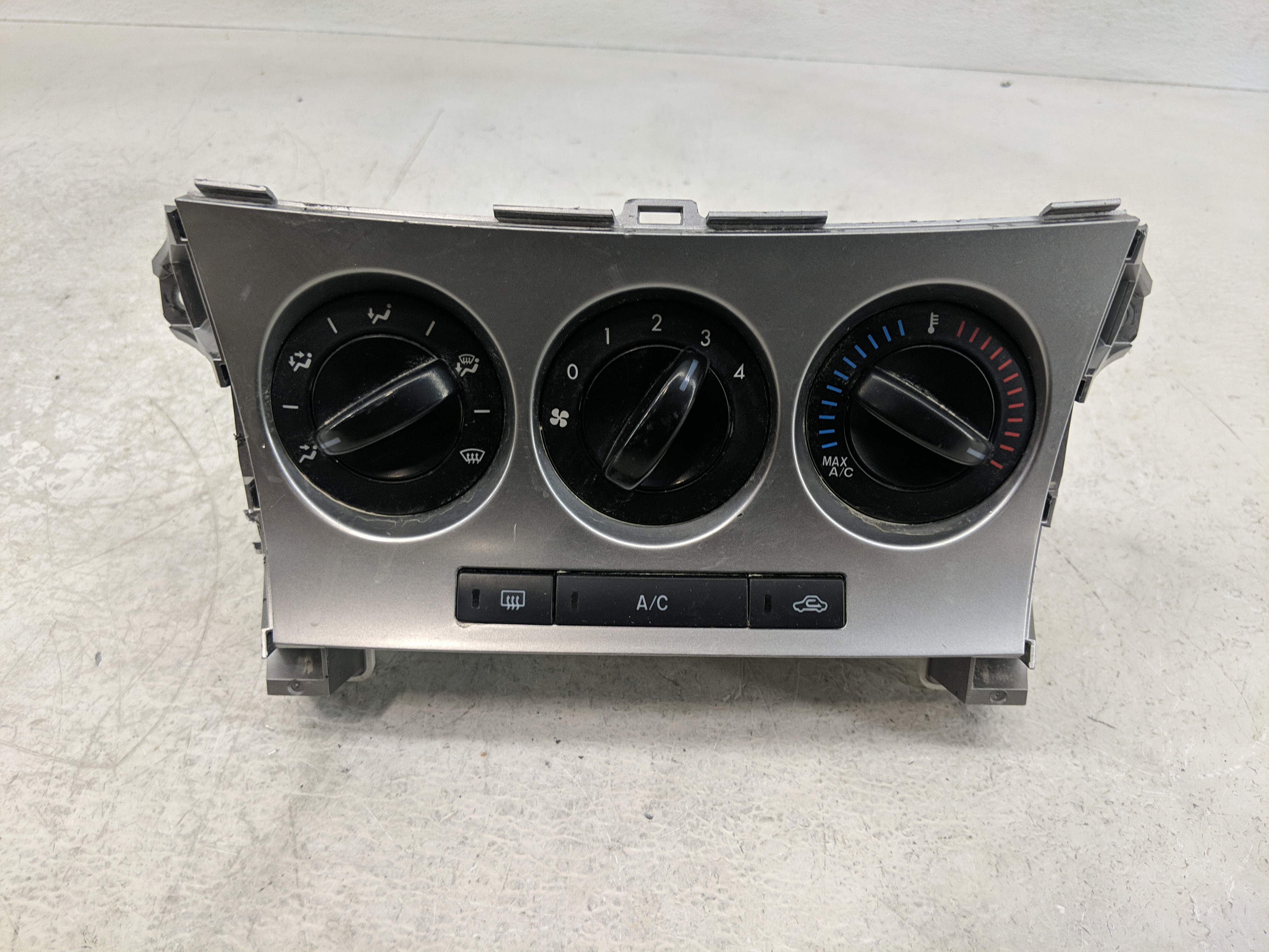 Picture of 2010-2011 Mazda 3 Ac Heater Climate Control 1166722