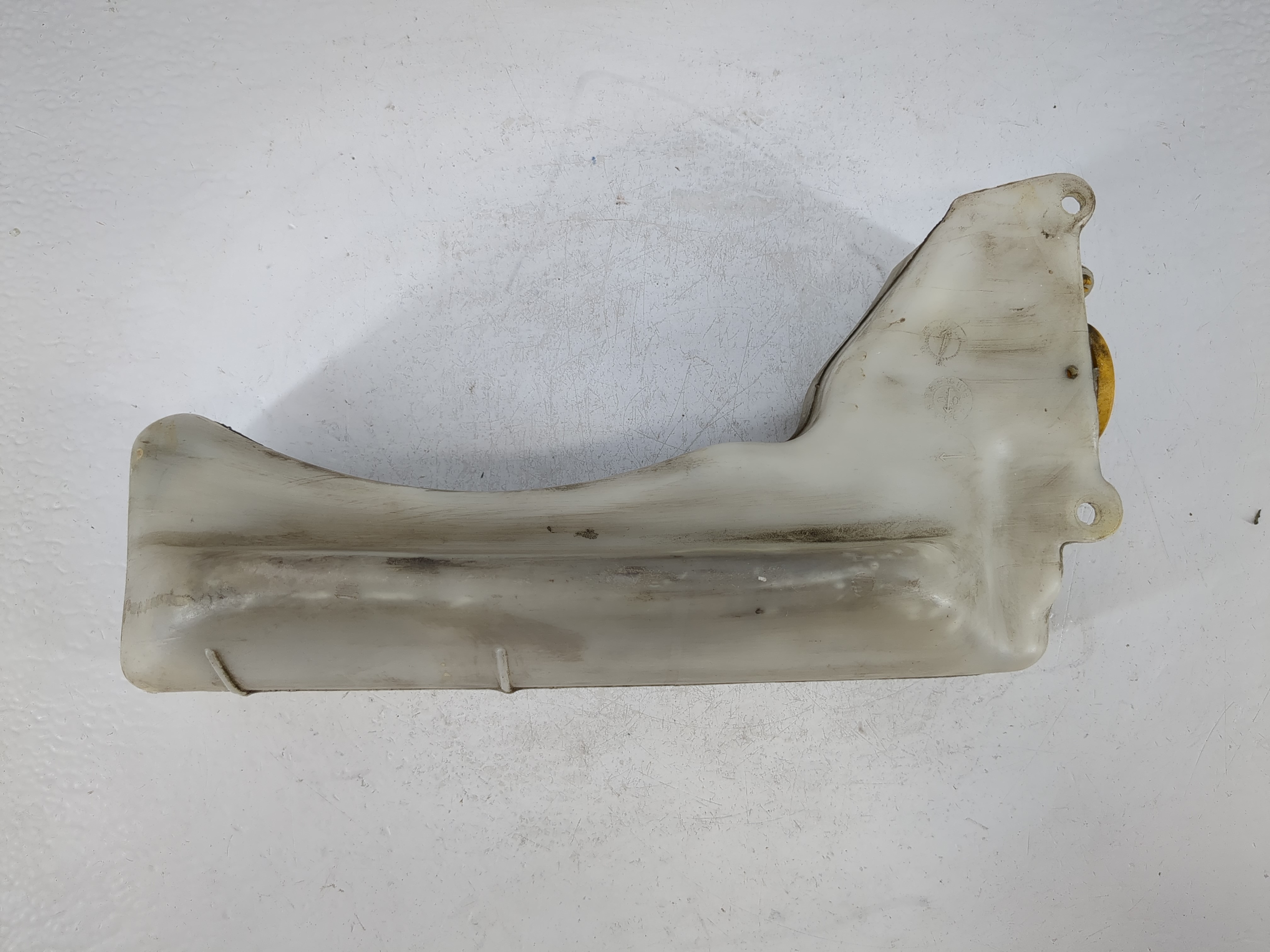 Picture of Subaru Legacy Windshield Washer Fluid Reservoir Bottle Oem 1166773