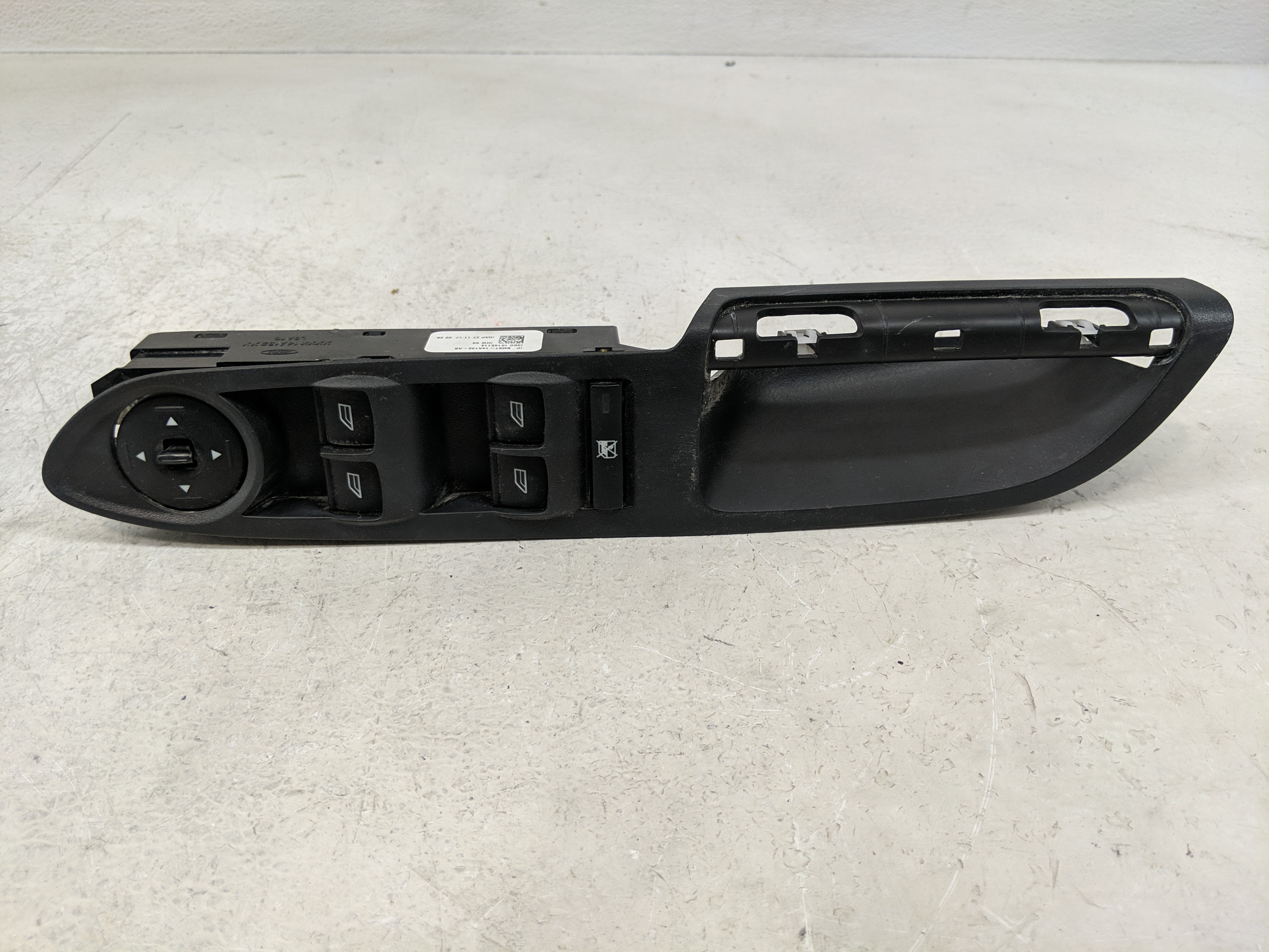 2017-2019 Ford Escape Driver Left Door Master Power Window Switch 1166797 - Oemusedautoparts1.com