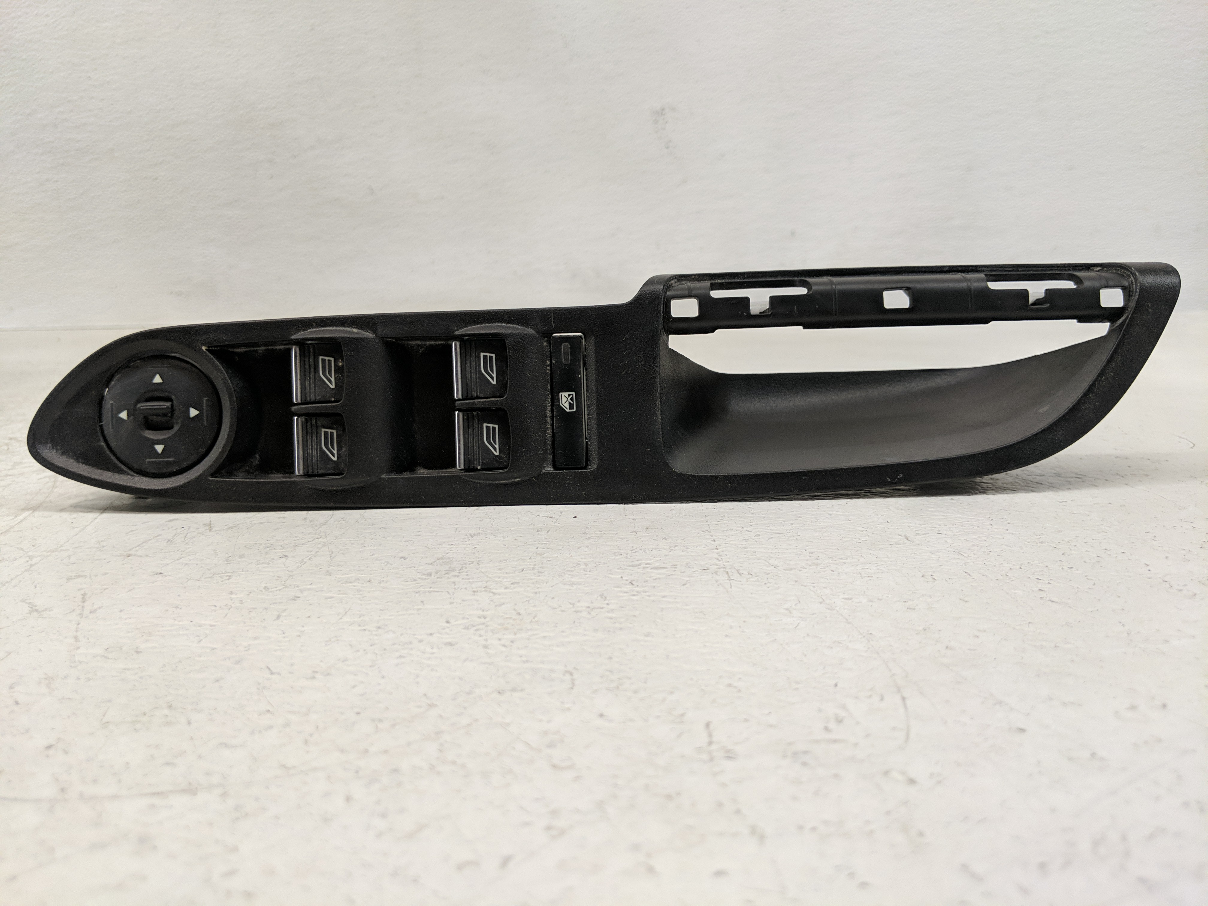 2017-2019 Ford Escape Driver Left Door Master Power Window Switch 1166798 - Oemusedautoparts1.com