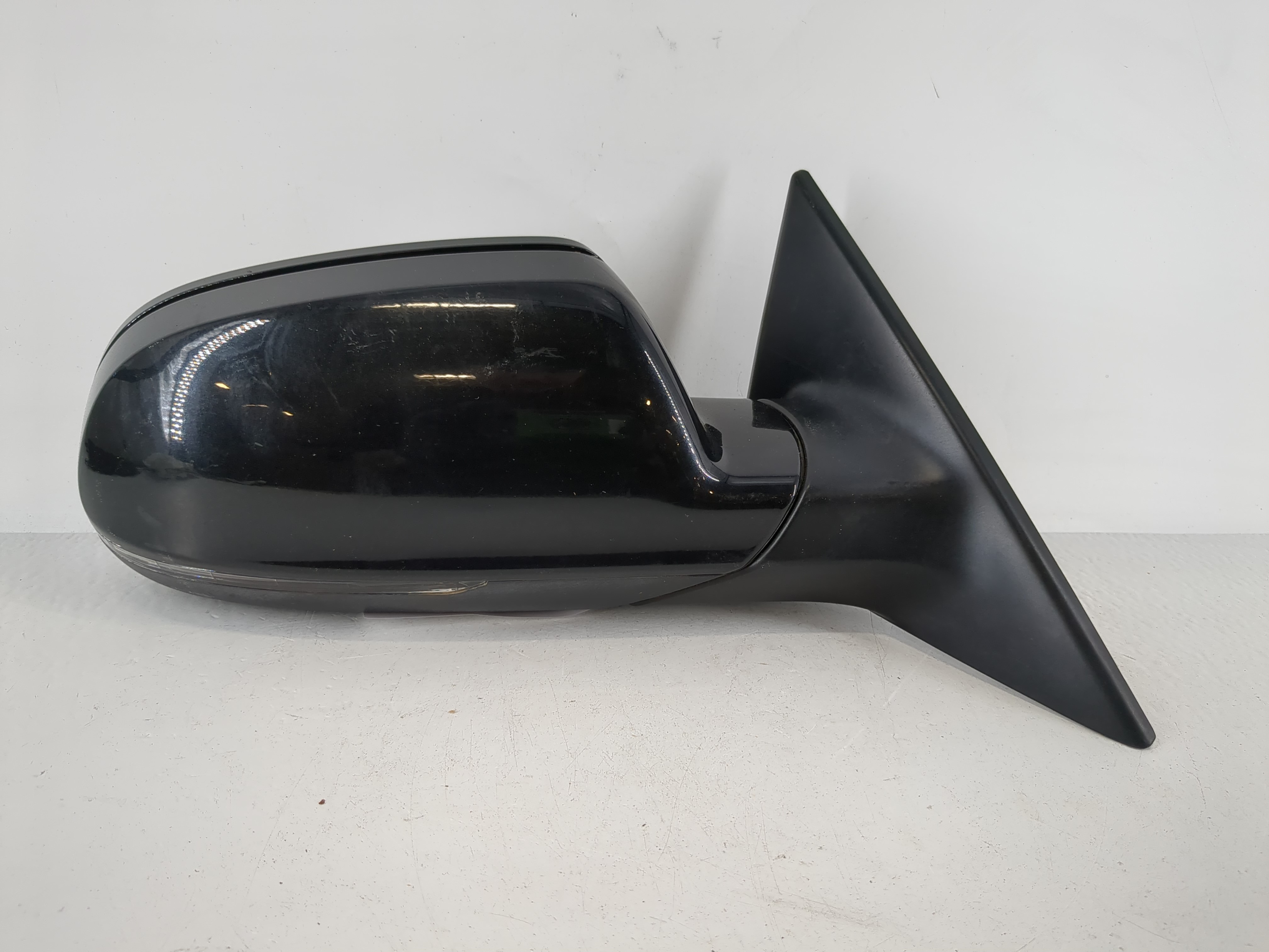 Picture of 2010-2014 Audi A5 Passenger Right Side View Power Door Mirror Black 1166824