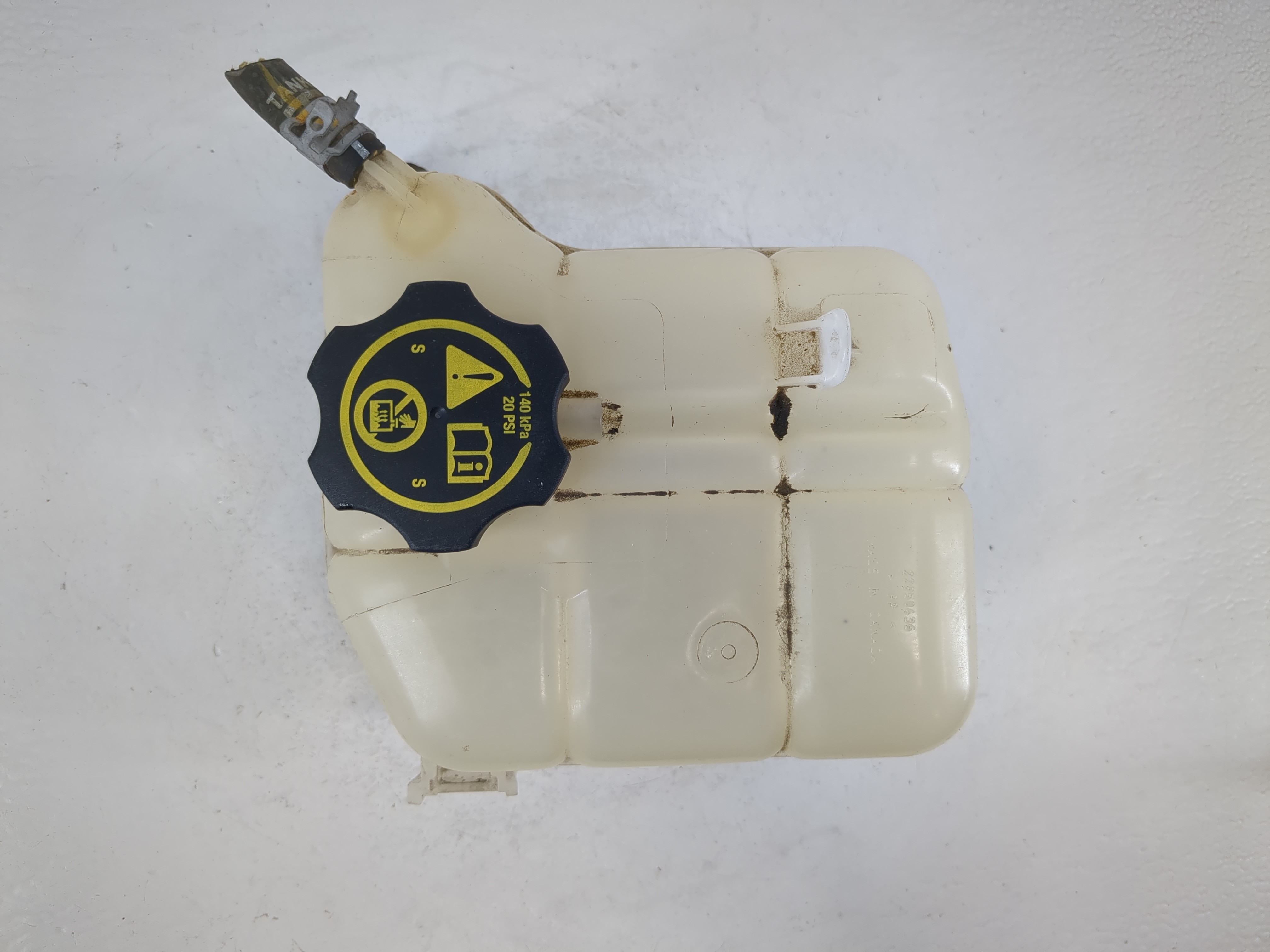 Picture of 2007-2011 Lexus Gs450h Windshield Washer Fluid Reservoir Bottle Oem 1166831