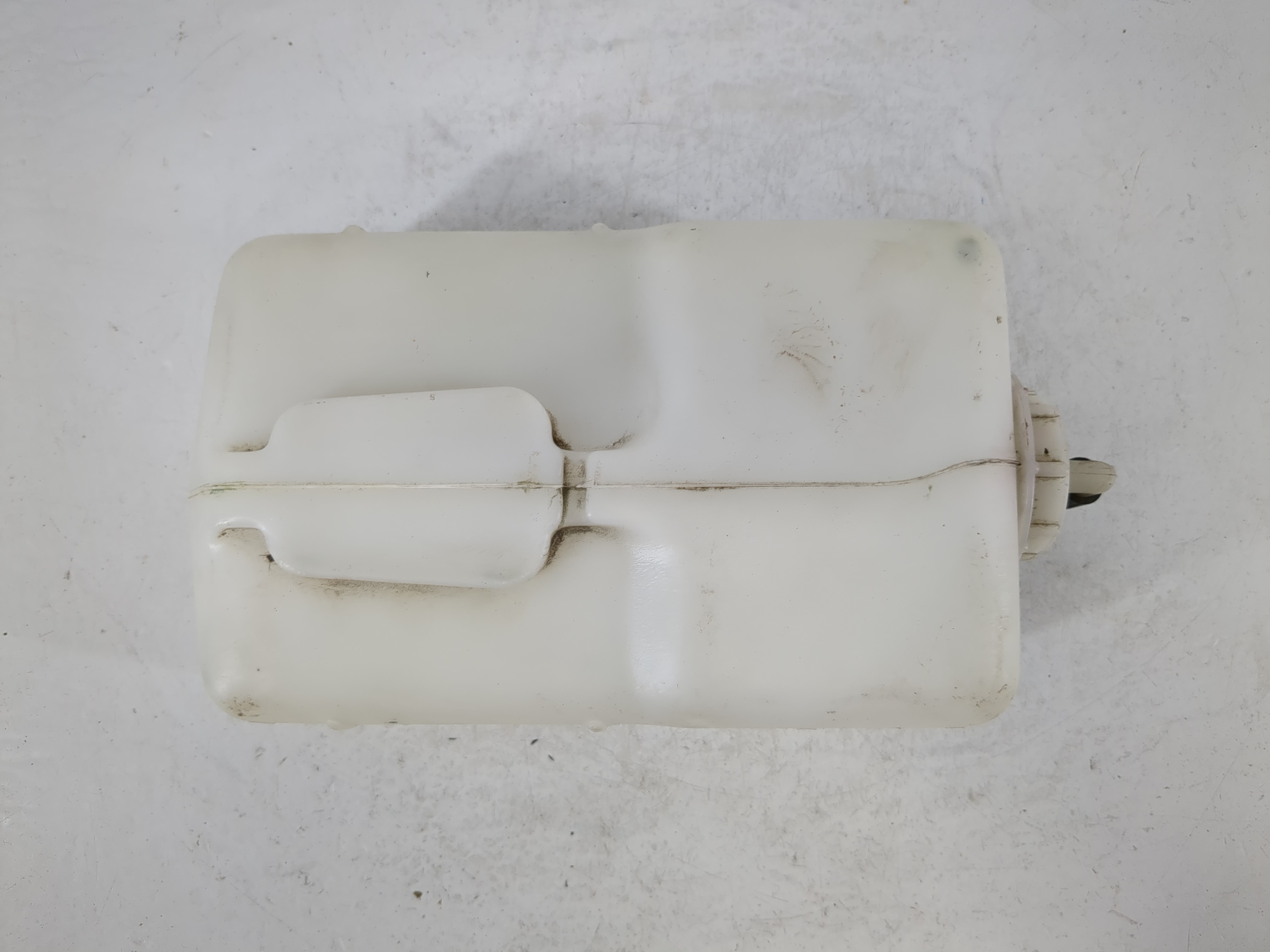 Picture of Honda Accord Windshield Washer Fluid Reservoir Bottle Oem 1166833