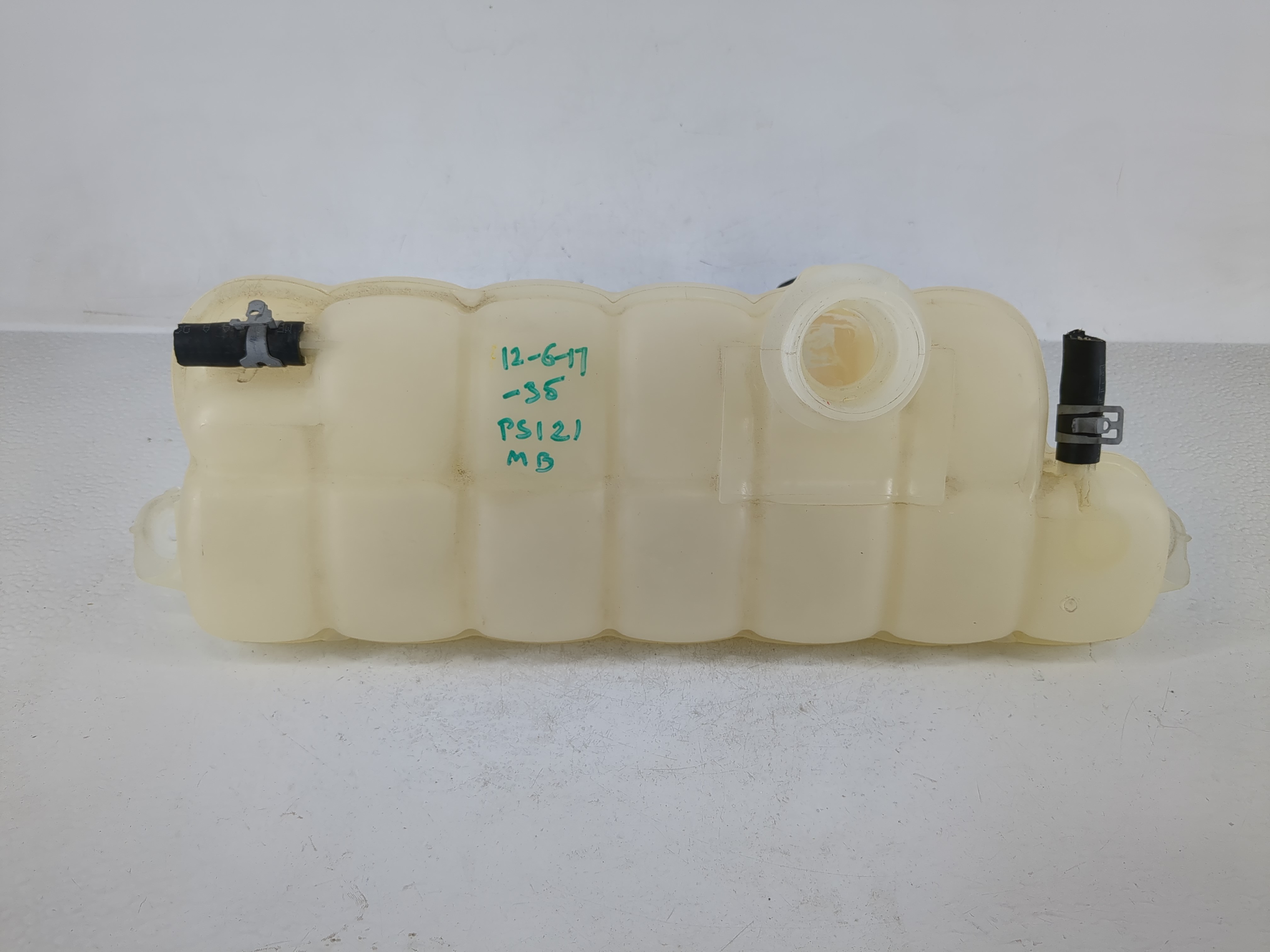 Ford F-150 Windshield Washer Fluid Reservoir Bottle Oem 1166843 - Oemusedautoparts1.com