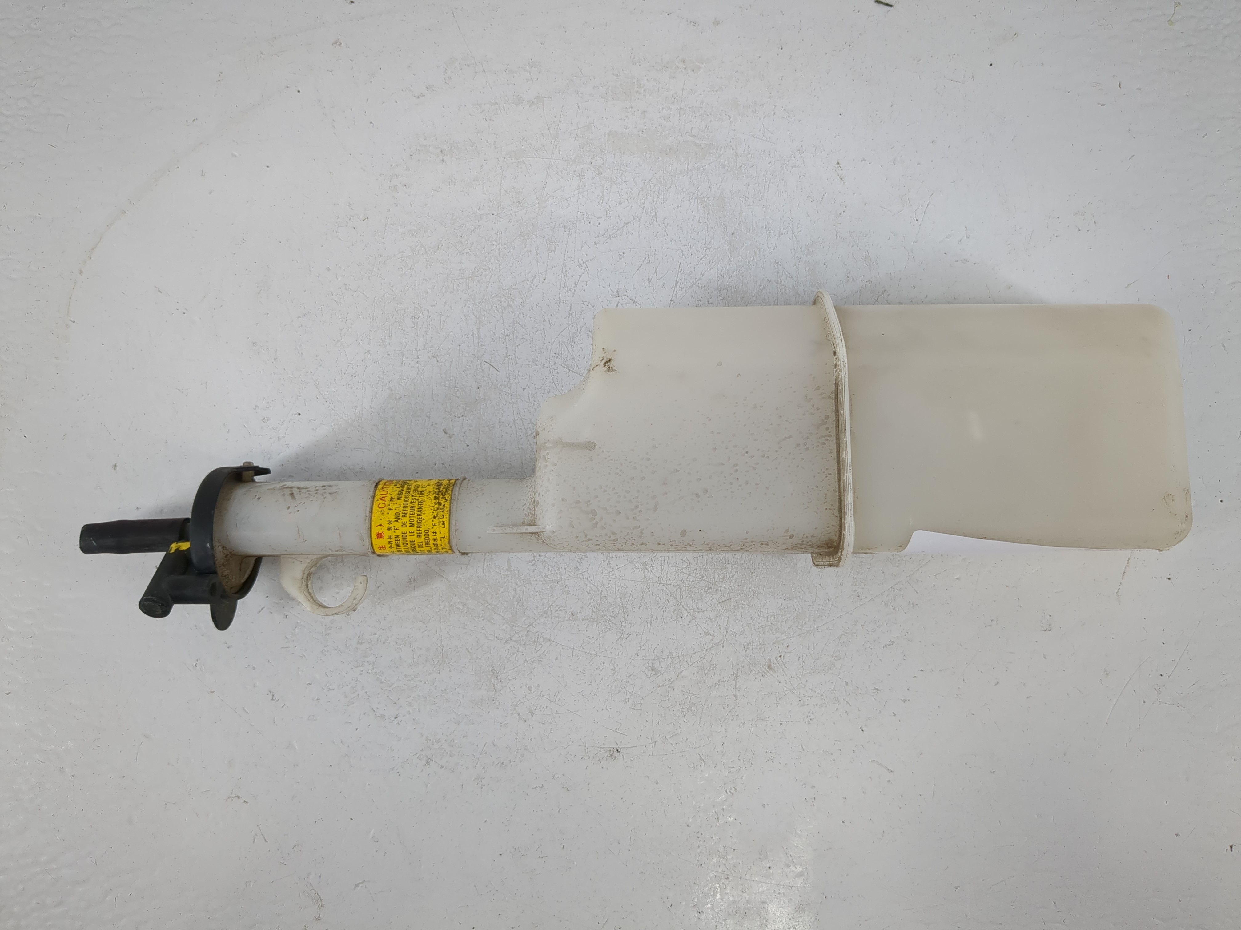 2001 Hyundai Elantra Radiator Coolant Overflow Expansion Tank Bottle 1166849 - Oemusedautoparts1.com