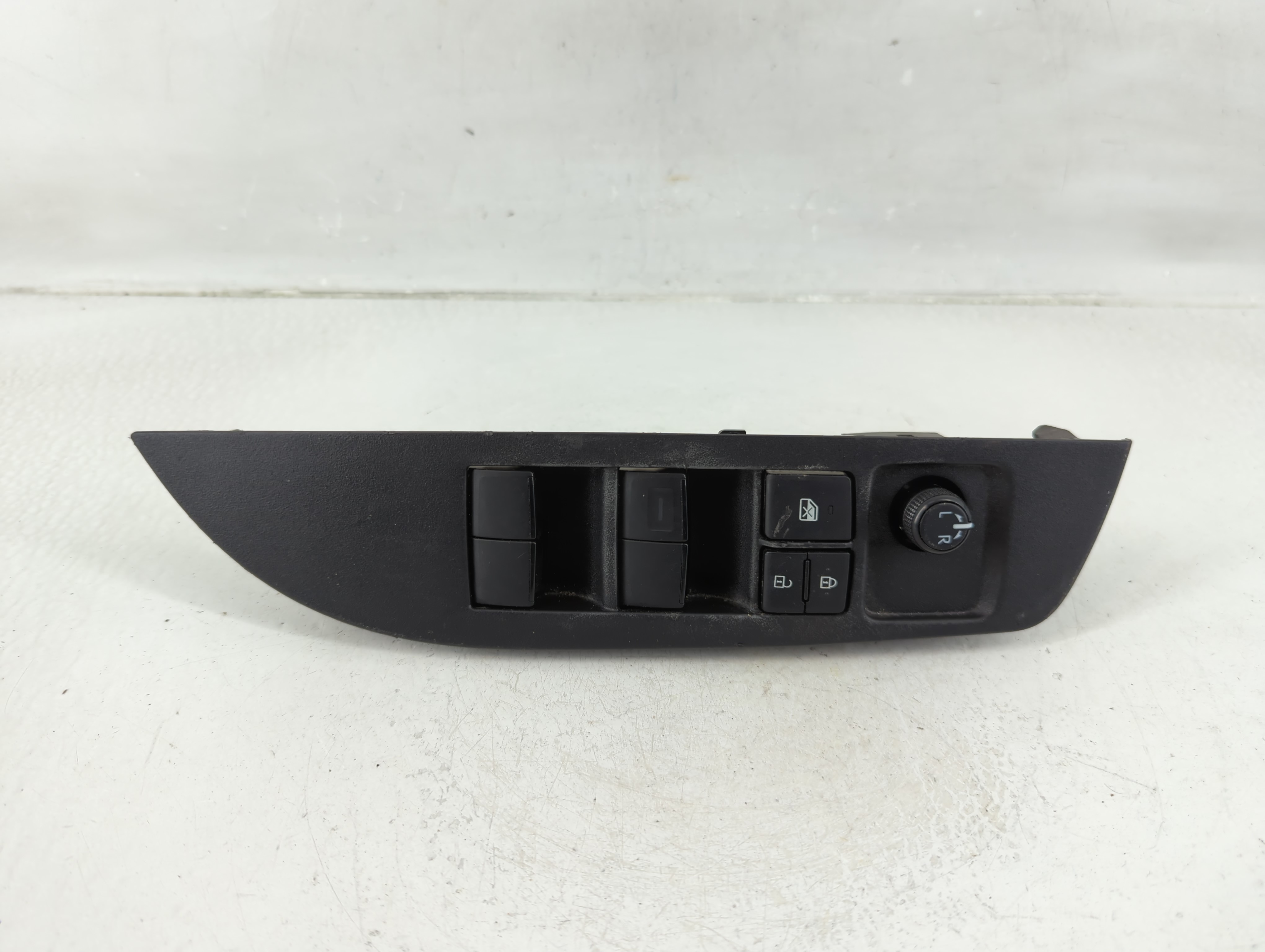 Toyota Corolla Driver Left Door Master Power Window Switch 74232-12a80 1166869 - Oemusedautoparts1.com