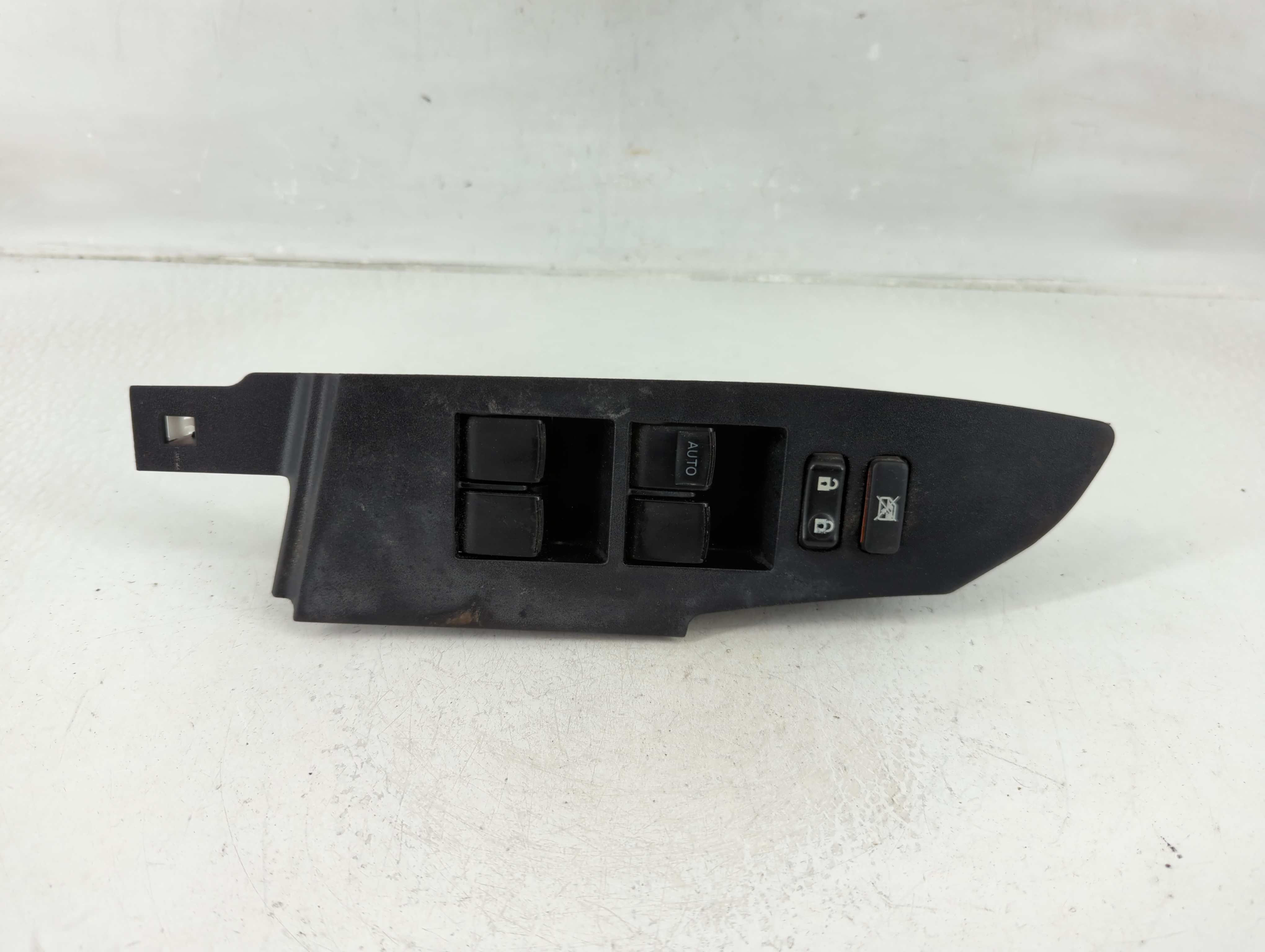 2014-2019 Toyota Corolla Driver Left Door Master Power Window Switch 1166871 - Oemusedautoparts1.com