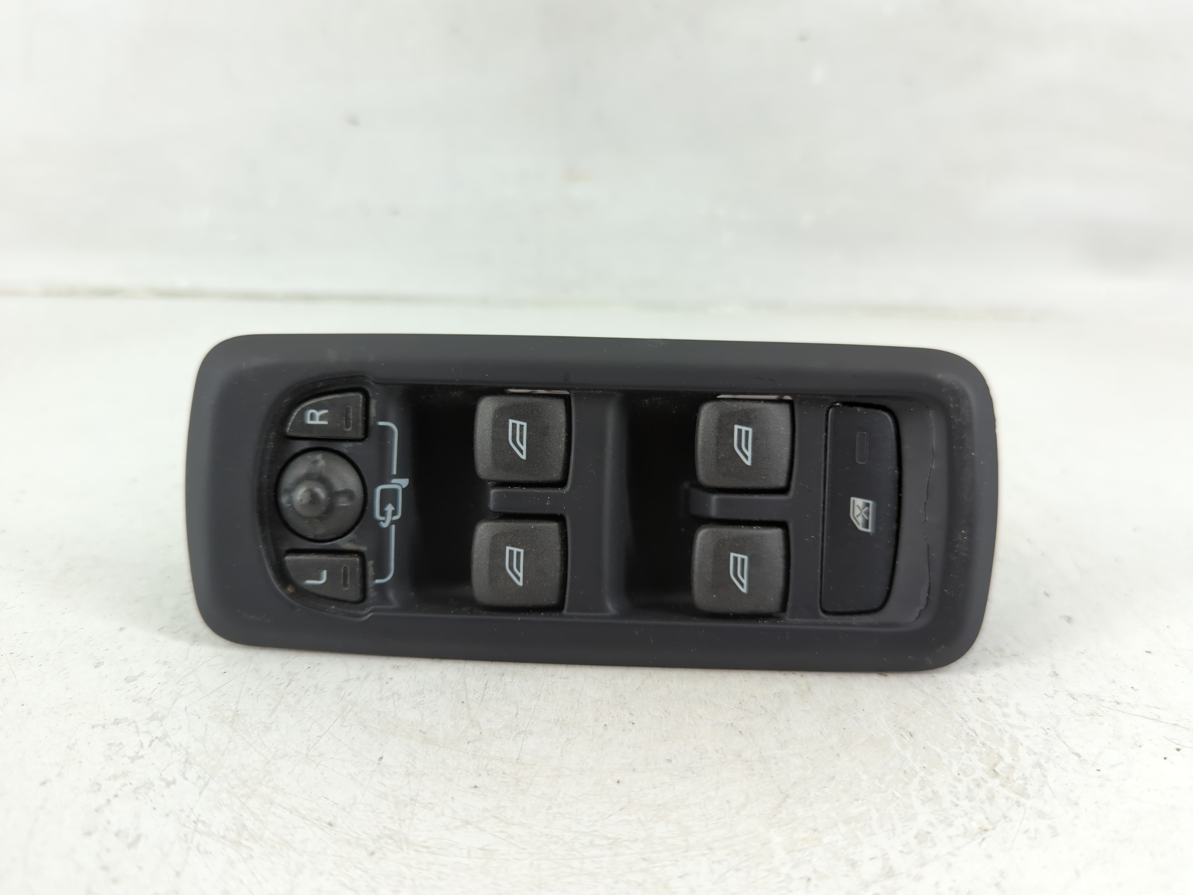Picture of 2010-2016 Land Rover Lr4 Driver Left Door Master Power Window Switch 1166885