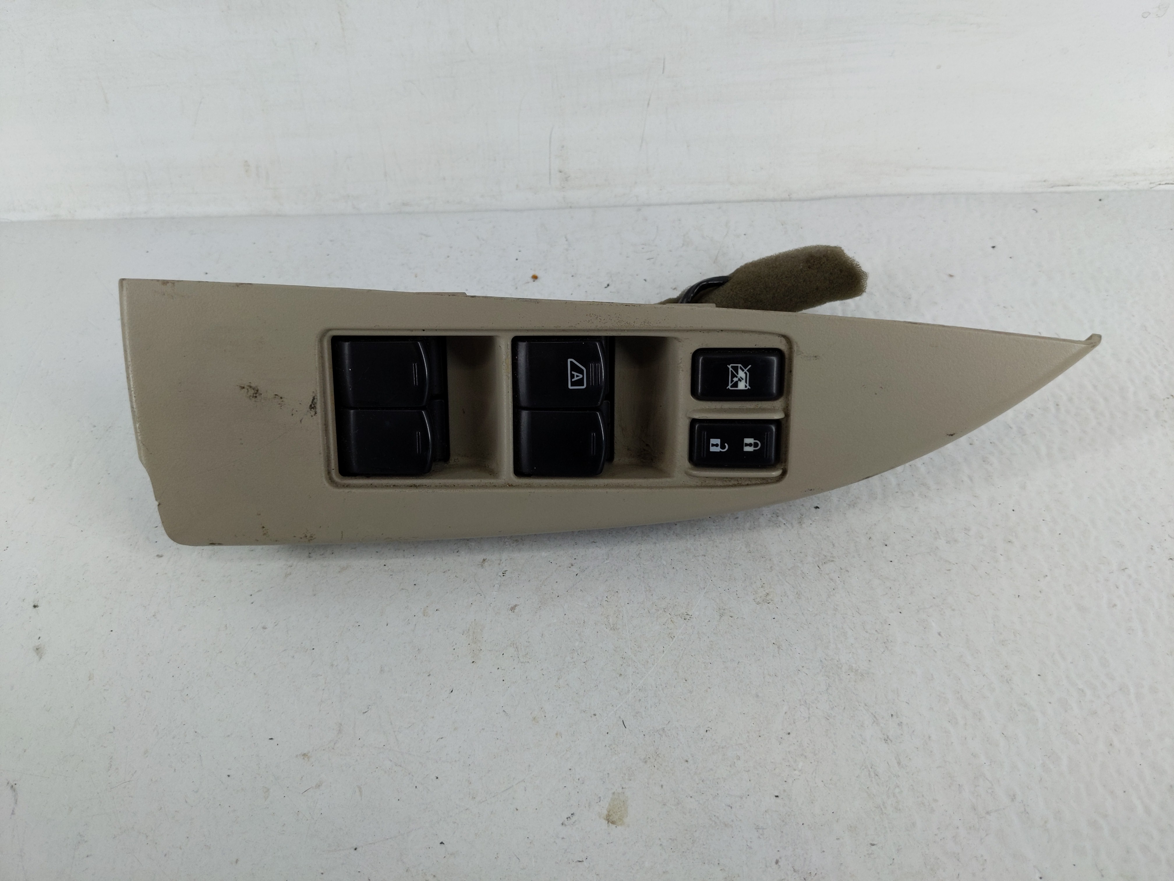 Picture of 2010-2012 Subaru Legacy Driver Left Door Master Power Window Switch 1166931
