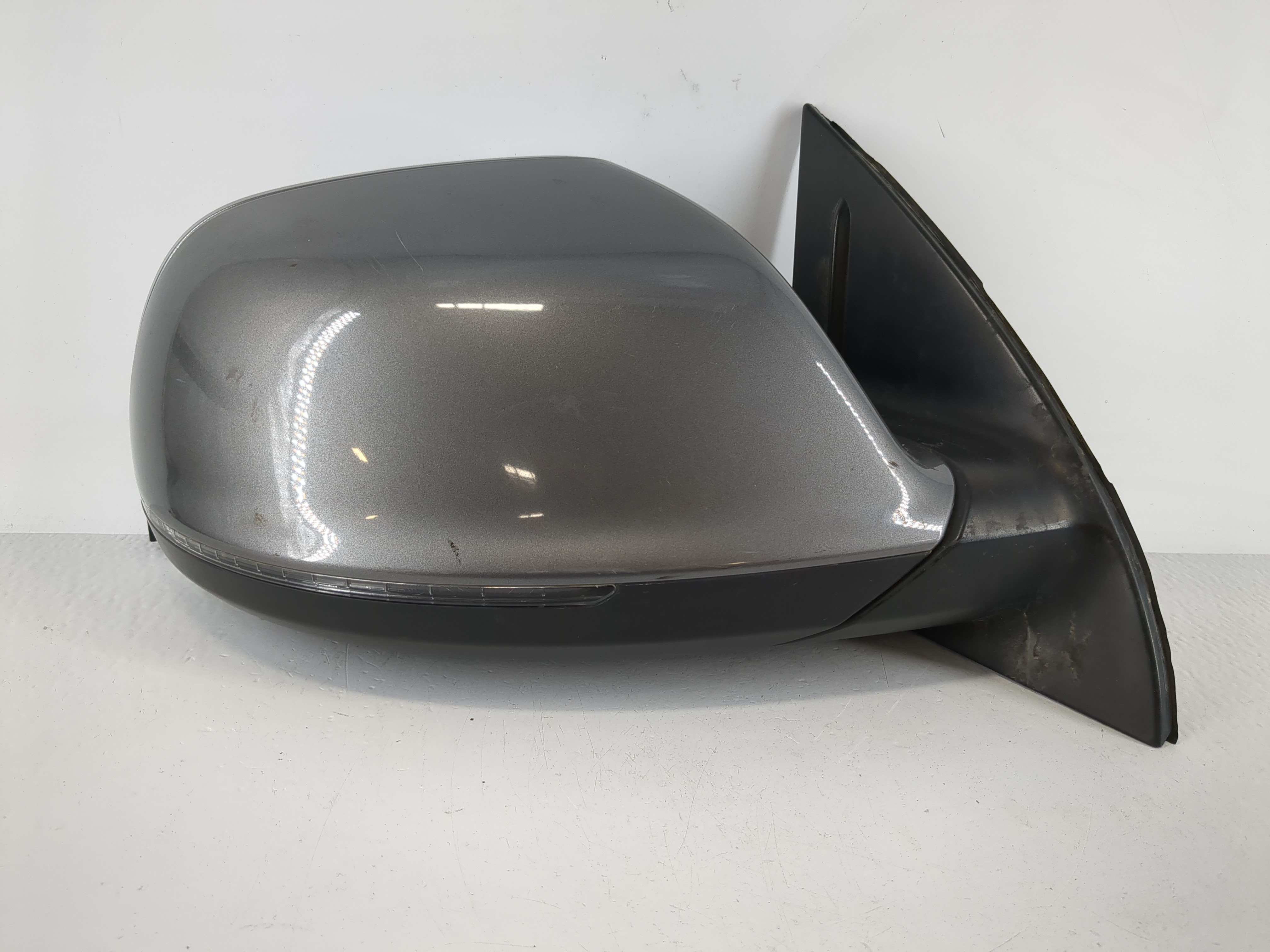 Picture of 2010-2012 Audi Q7 Passenger Right Side View Power Door Mirror Gray 1167005