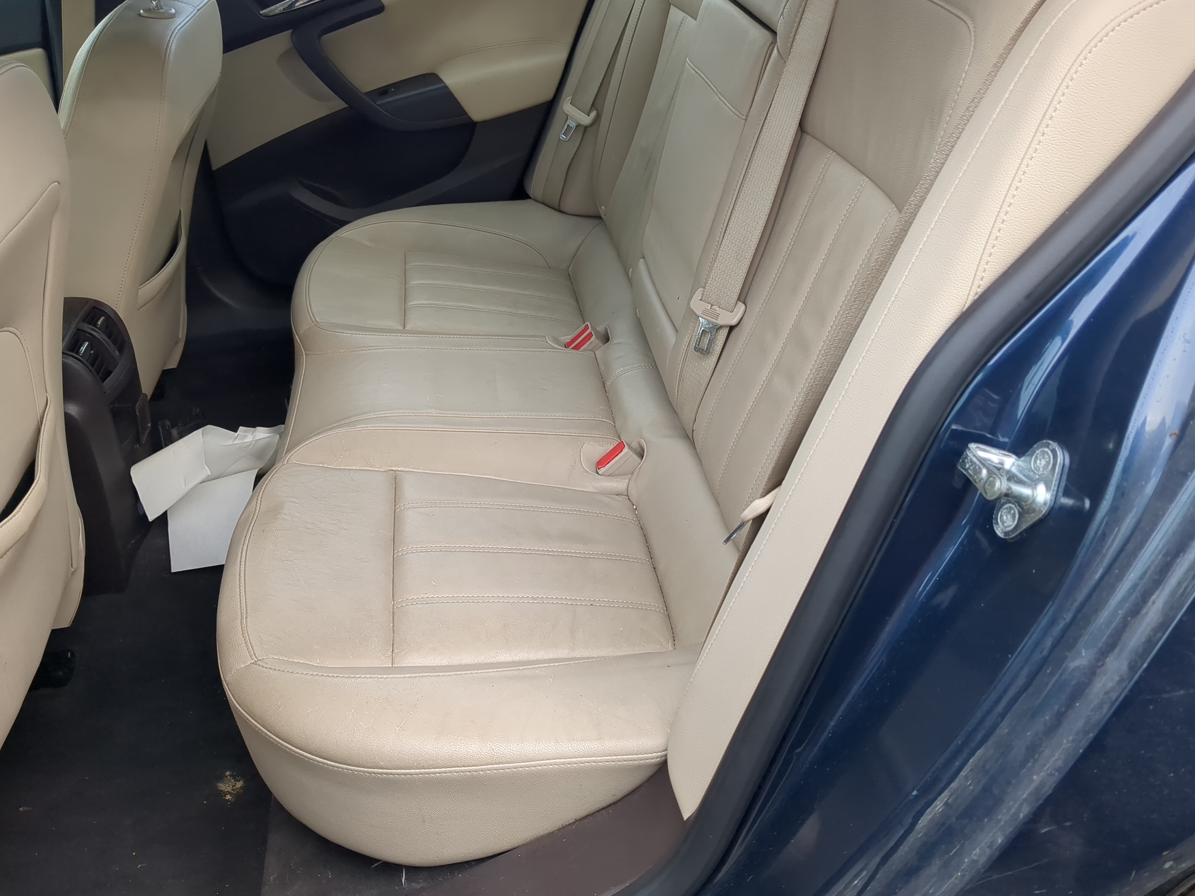 2011 Buick Regal Rear Seat Oem 1167523 - Oemusedautoparts1.com