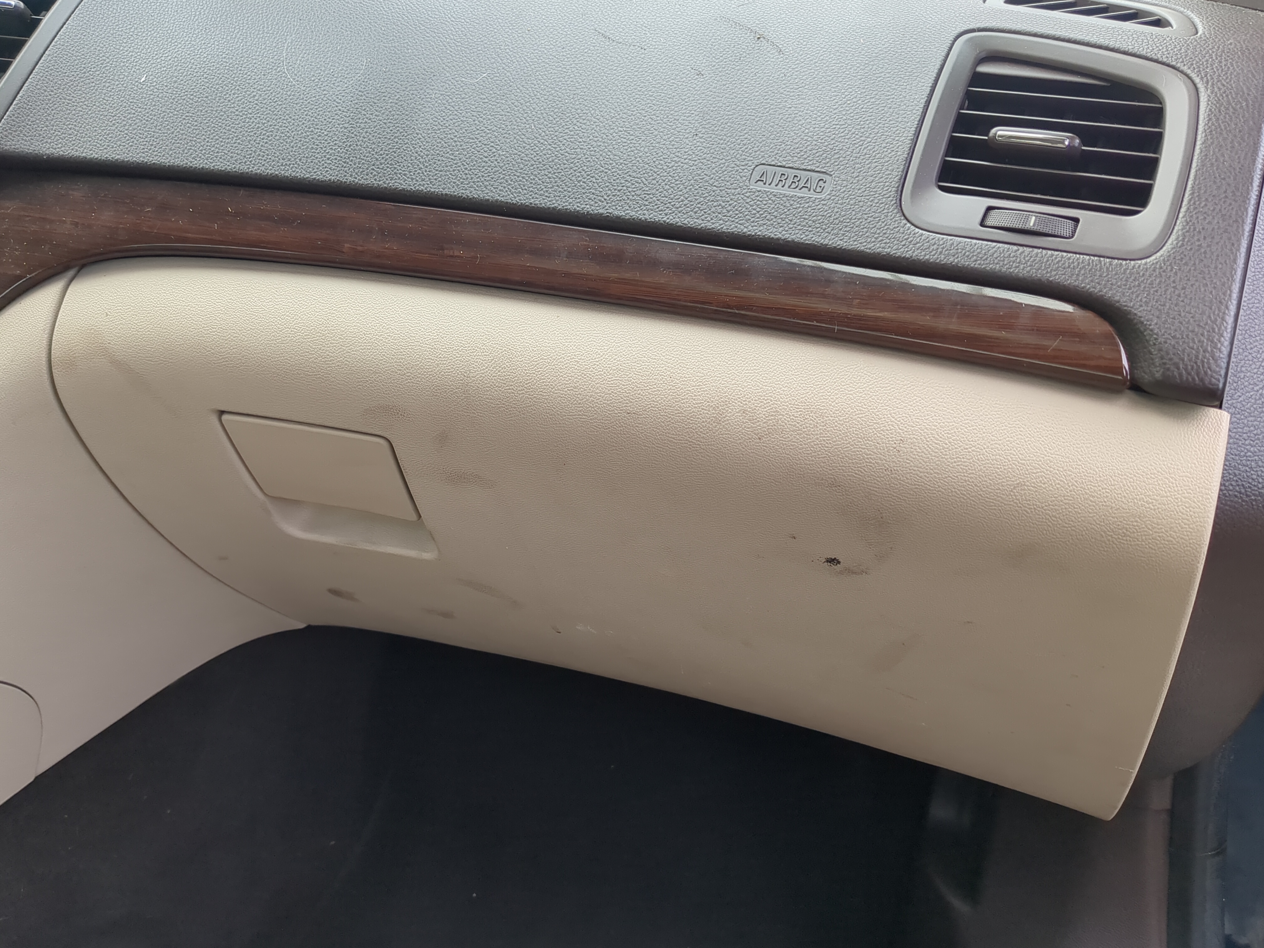 2011 Buick Regal Passenger Glove Box Door Storage Compartment 1167534 - Oemusedautoparts1.com