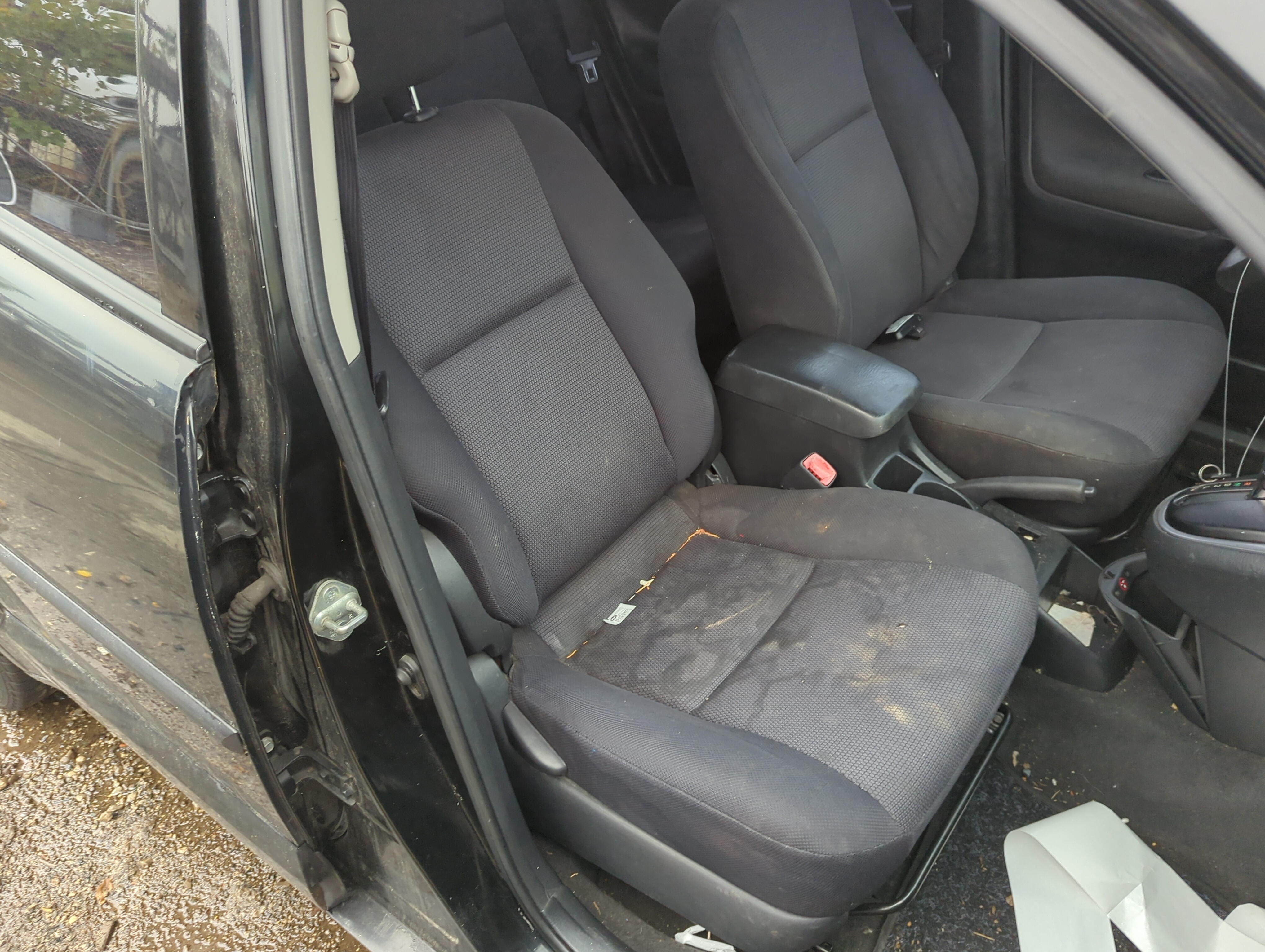 2005-2008 Pontiac Vibe Passenger Front Seat Oem 1167656 - Oemusedautoparts1.com