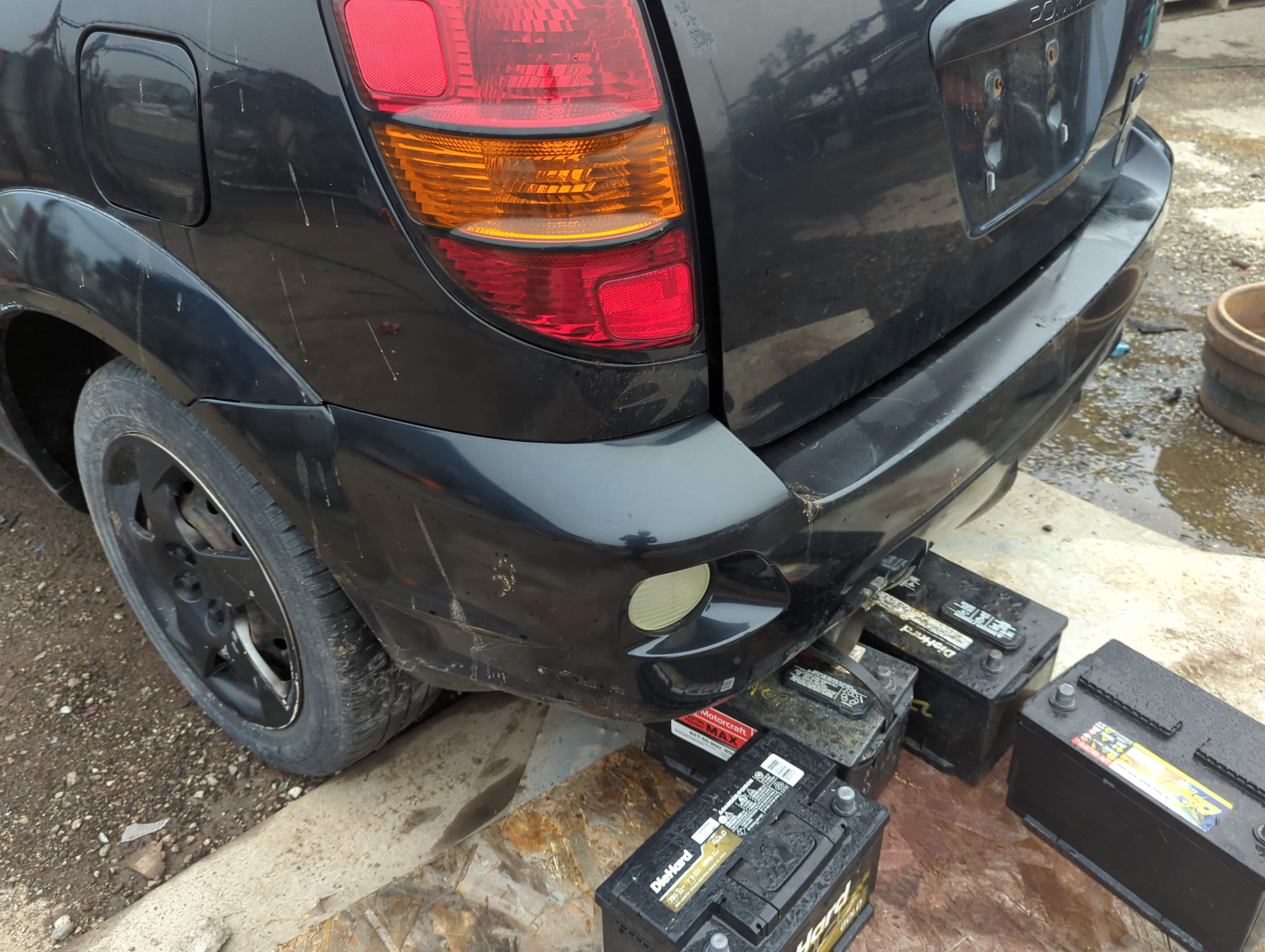 2003-2008 Pontiac Vibe Rear Bumper Assembly Oem 1167666 - Oemusedautoparts1.com