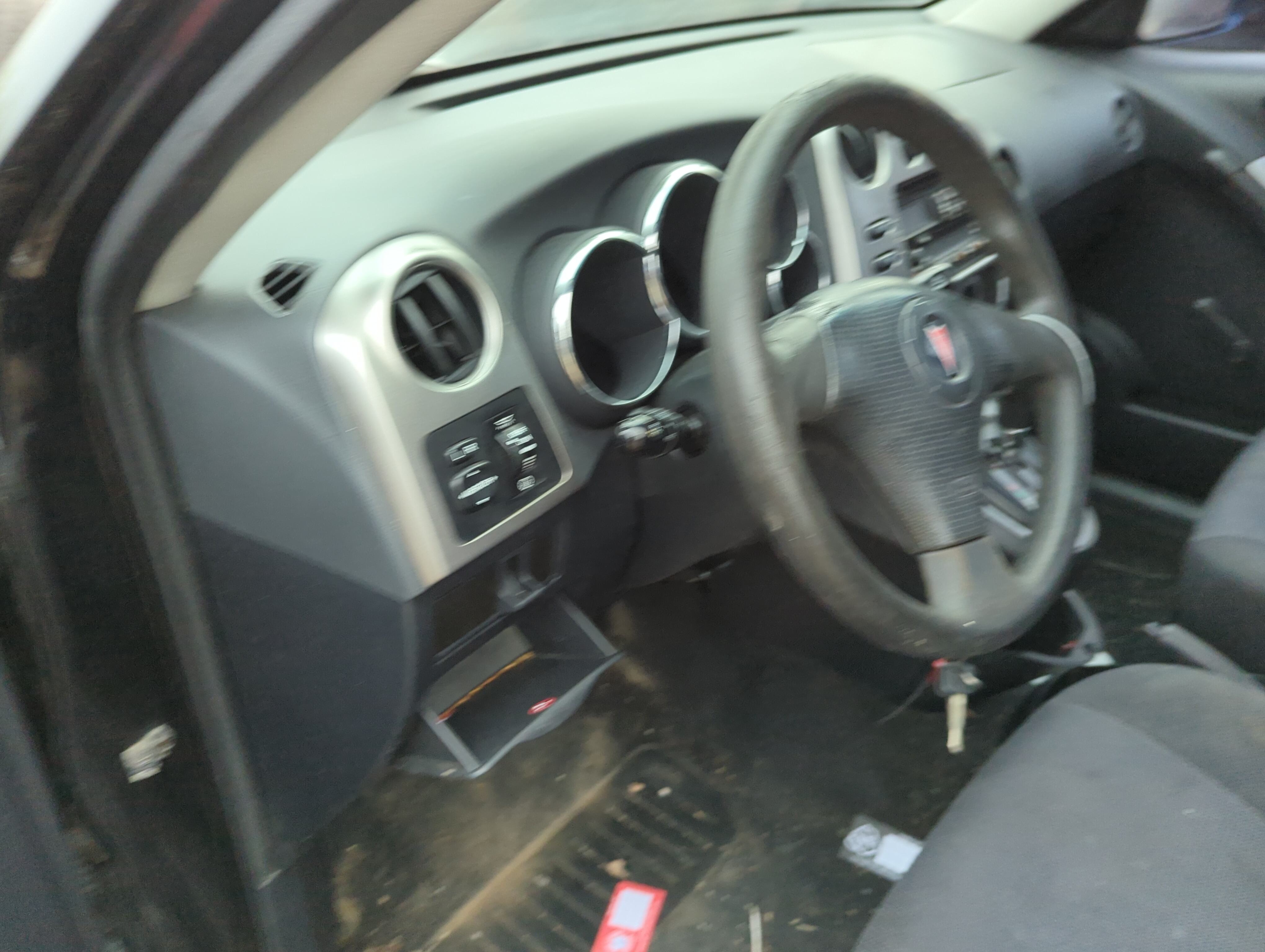 2005-2005 Pontiac Vibe Air Bag Driver Left Steering Wheel Mounted 1167722 - Oemusedautoparts1.com