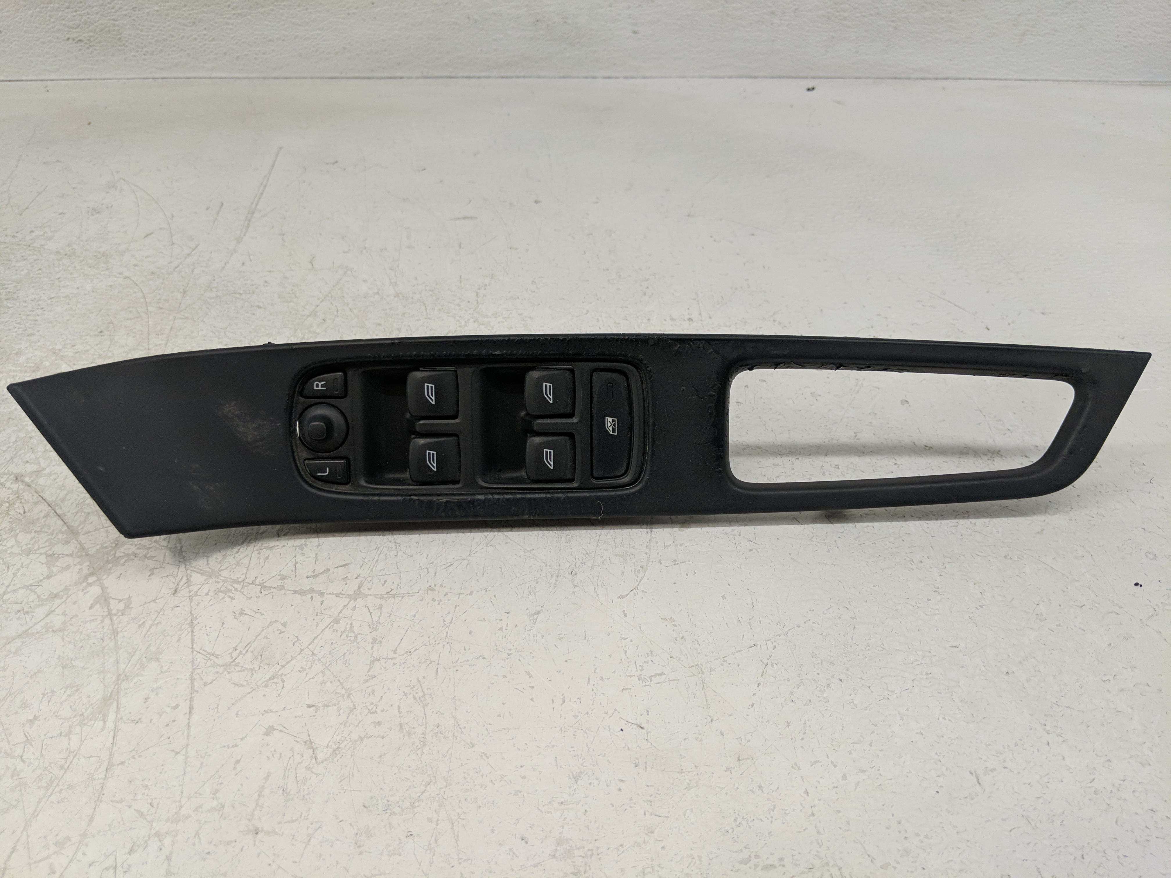 Picture of 2011-2013 Volvo S60 Driver Left Door Master Power Window Switch 31334345 1168099