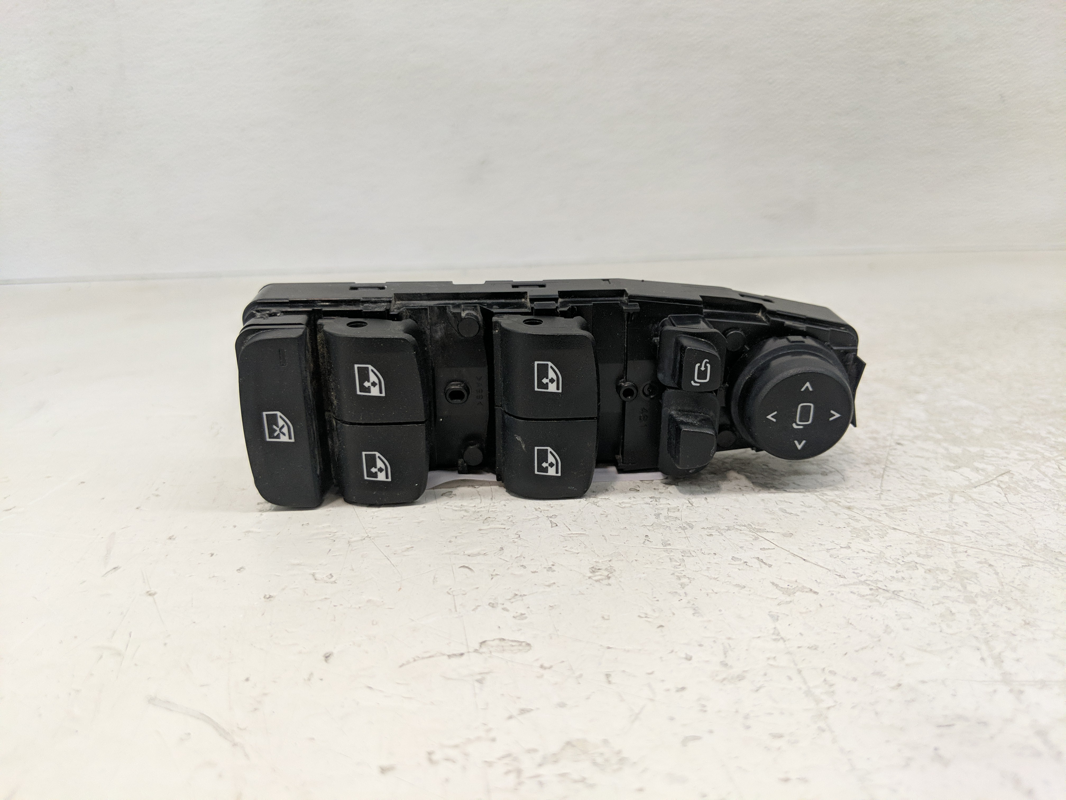 Picture of Bmw 330i Driver Left Door Master Power Window Switch 6832729-02 1168109
