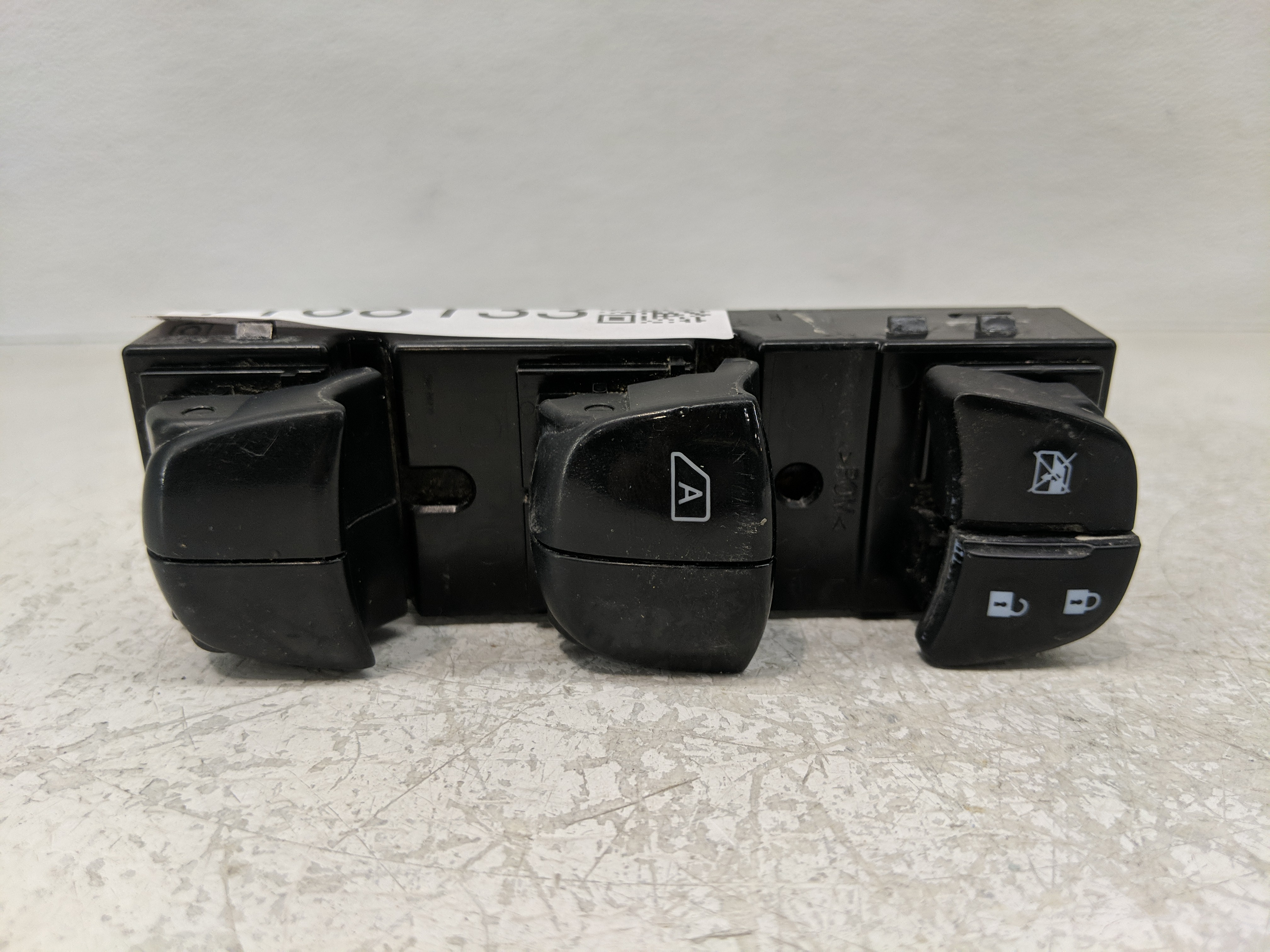Picture of 2013-2019 Nissan Sentra Driver Left Door Master Power Window Switch 1168133