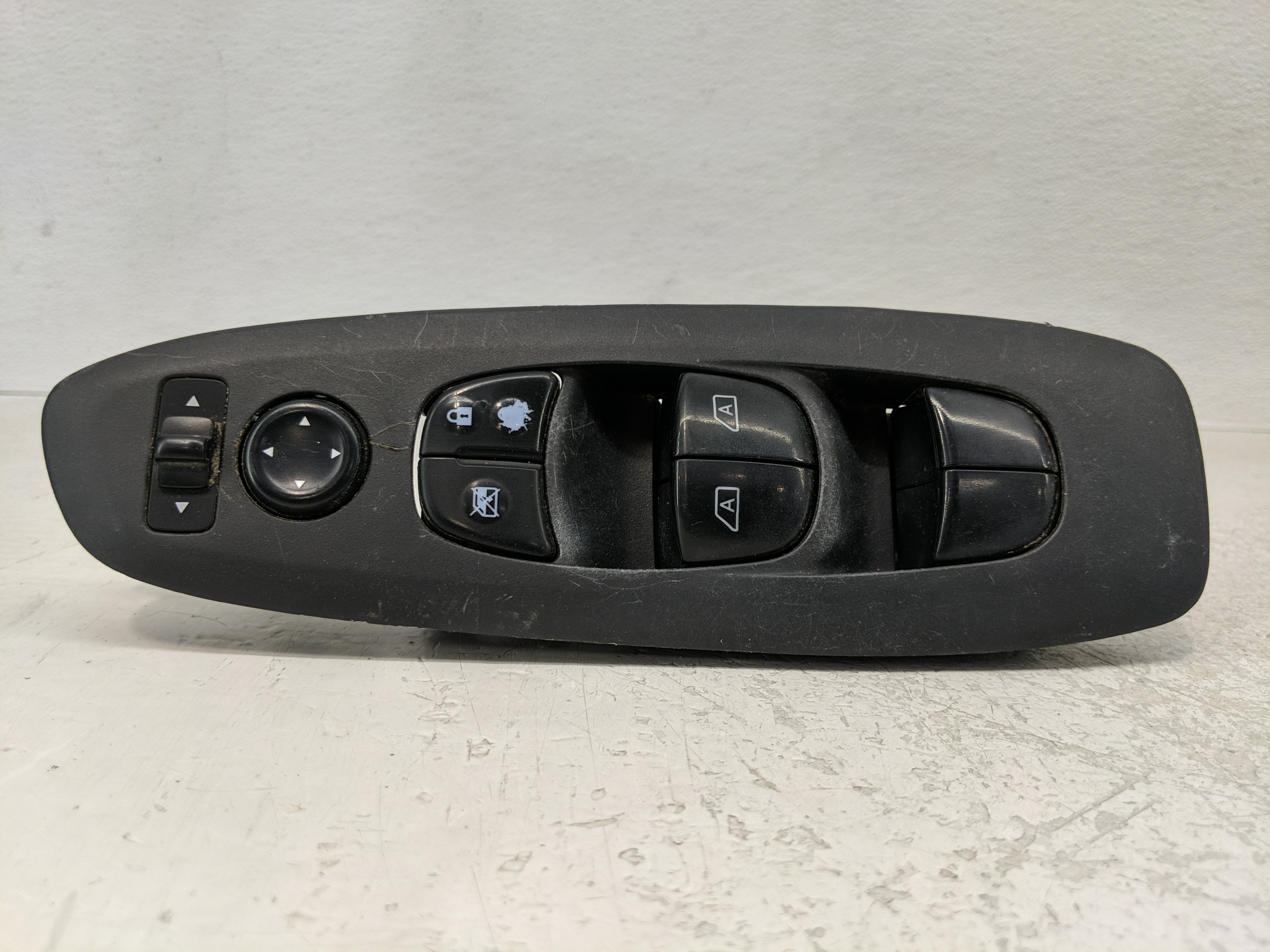 Picture of 2013-2020 Nissan Pathfinder Driver Left Door Master Power Window Switch 1168168
