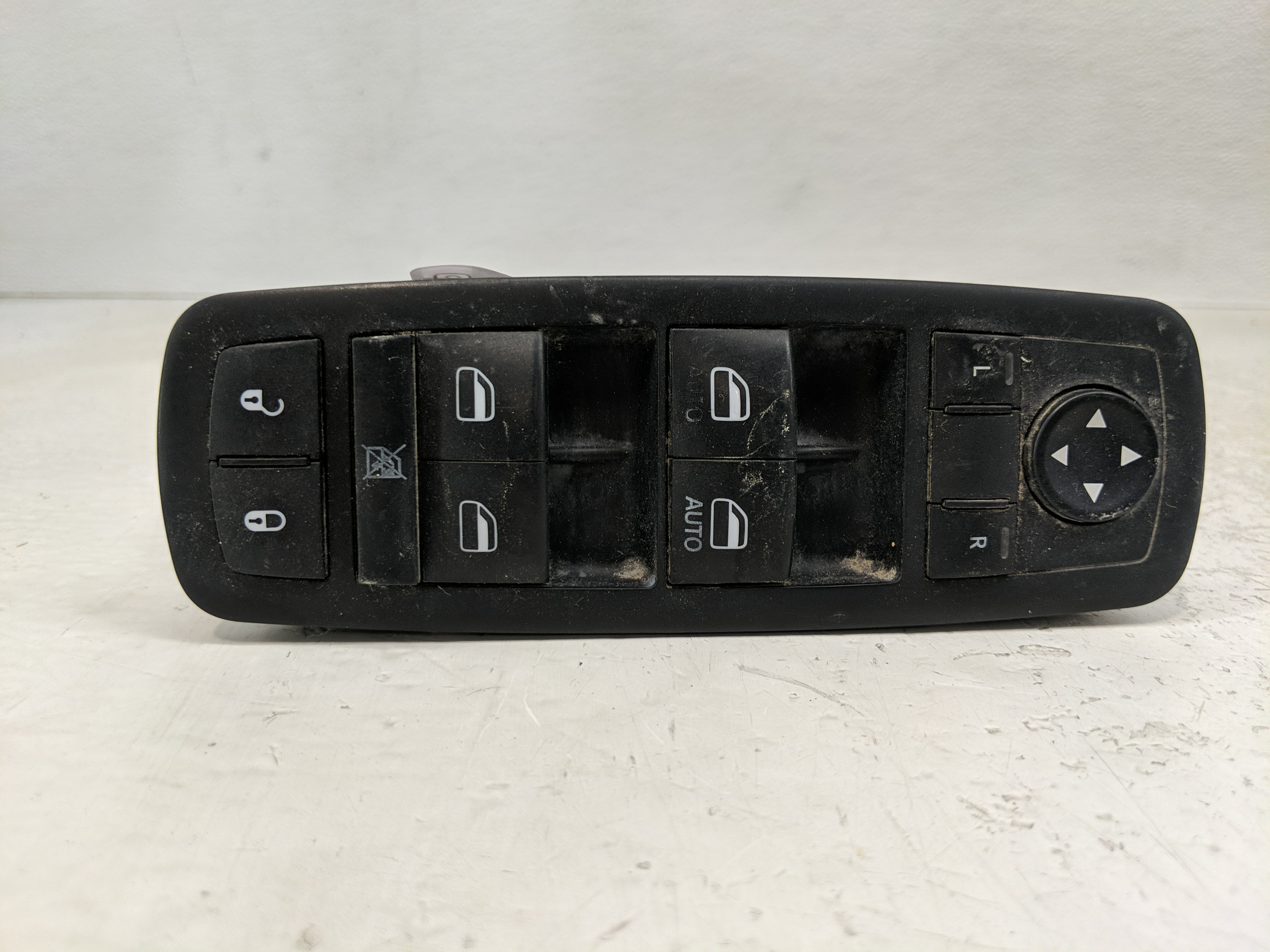 Picture of Dodge Ram 1500 Driver Left Door Master Power Window Switch 1168171