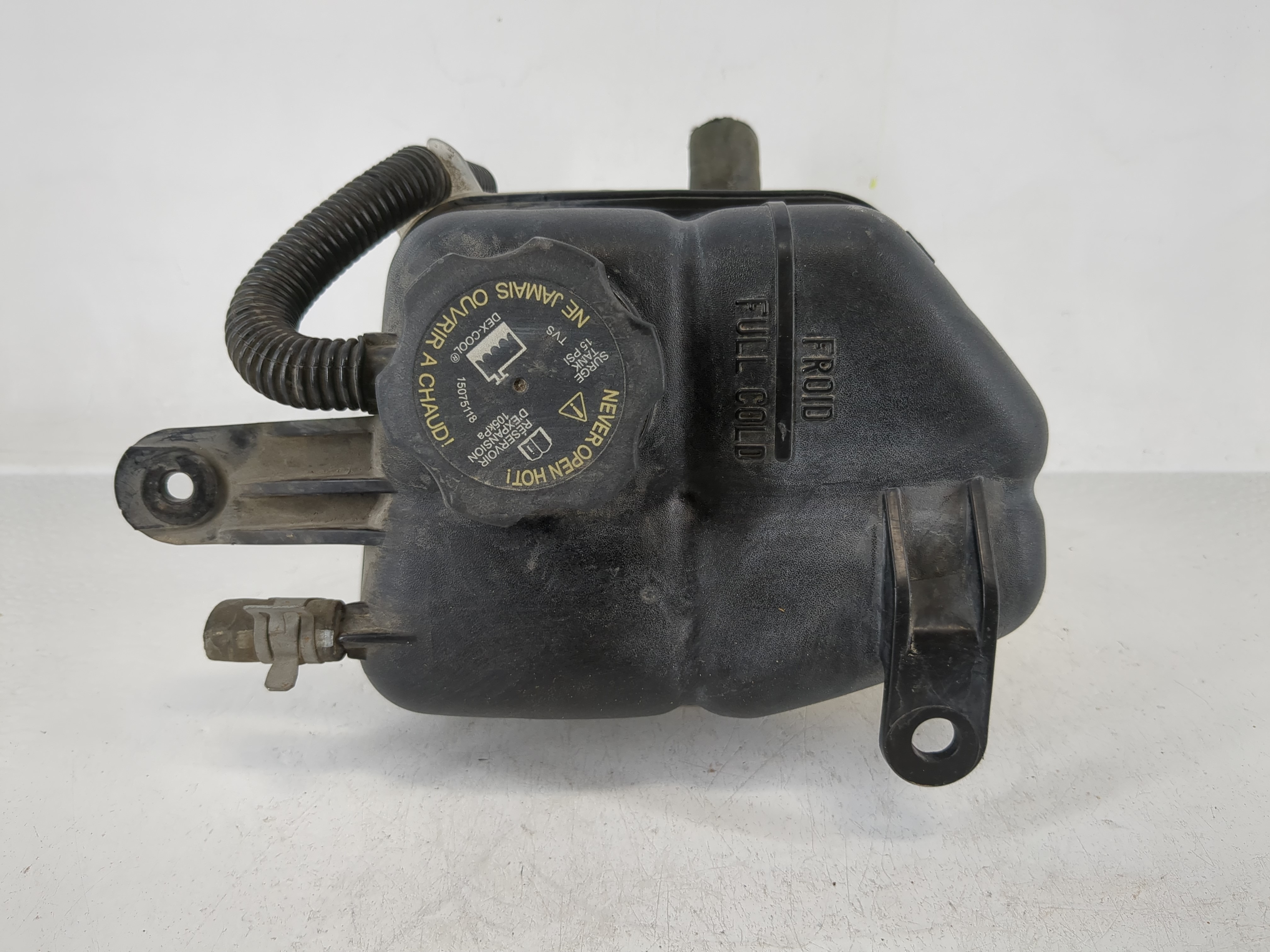 2008-2015 Cadillac Cts Radiator Coolant Overflow Expansion Tank Bottle 1168189 - Oemusedautoparts1.com