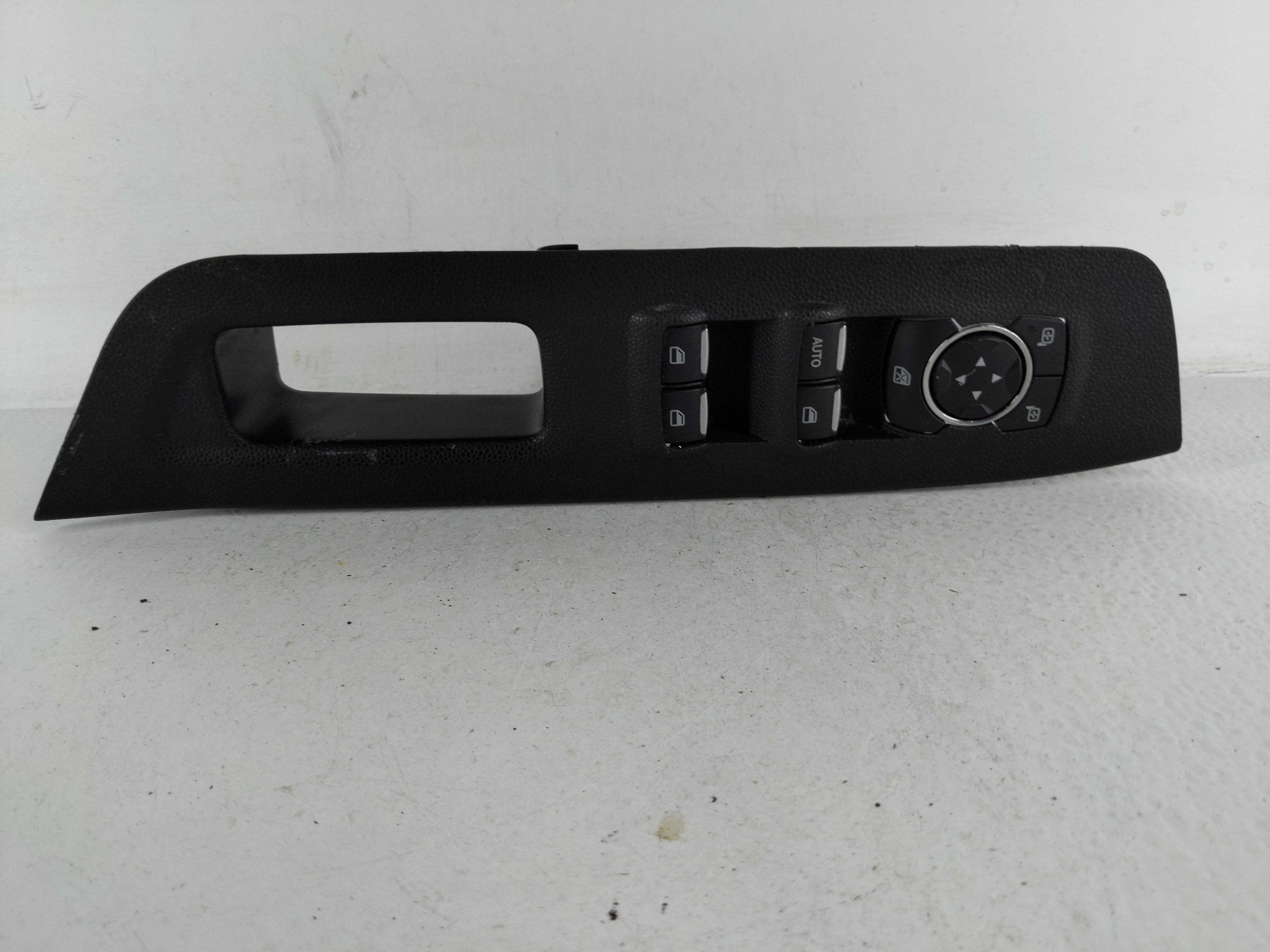 Picture of 2018-2022 Ford Ecosport Driver Left Door Master Power Window Switch 1168214