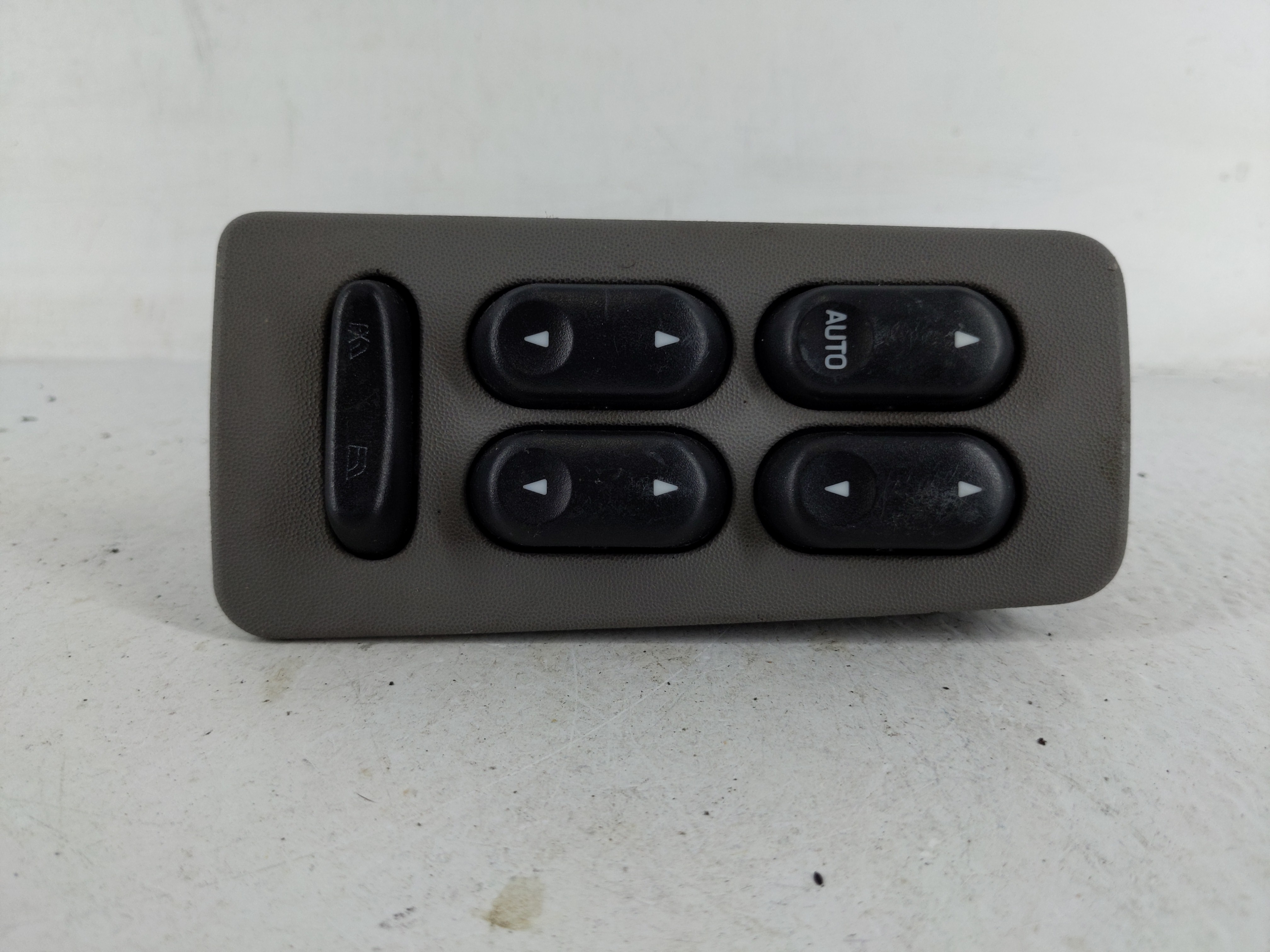 Picture of 2000-2007 Ford Taurus Driver Left Door Master Power Window Switch 1168227