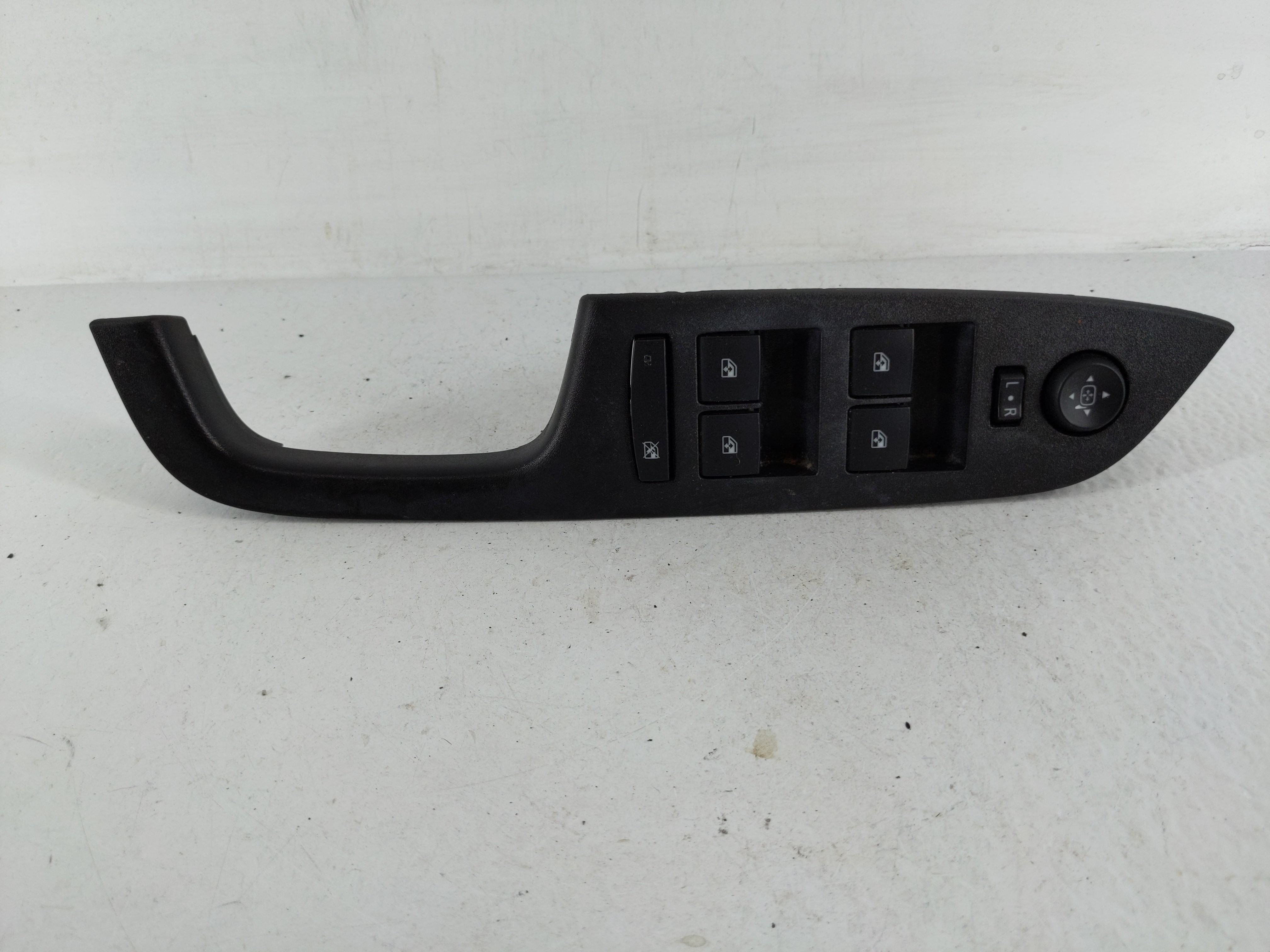 Picture of 2010-2017 Gmc Terrain Driver Left Door Master Power Window Switch 1168231