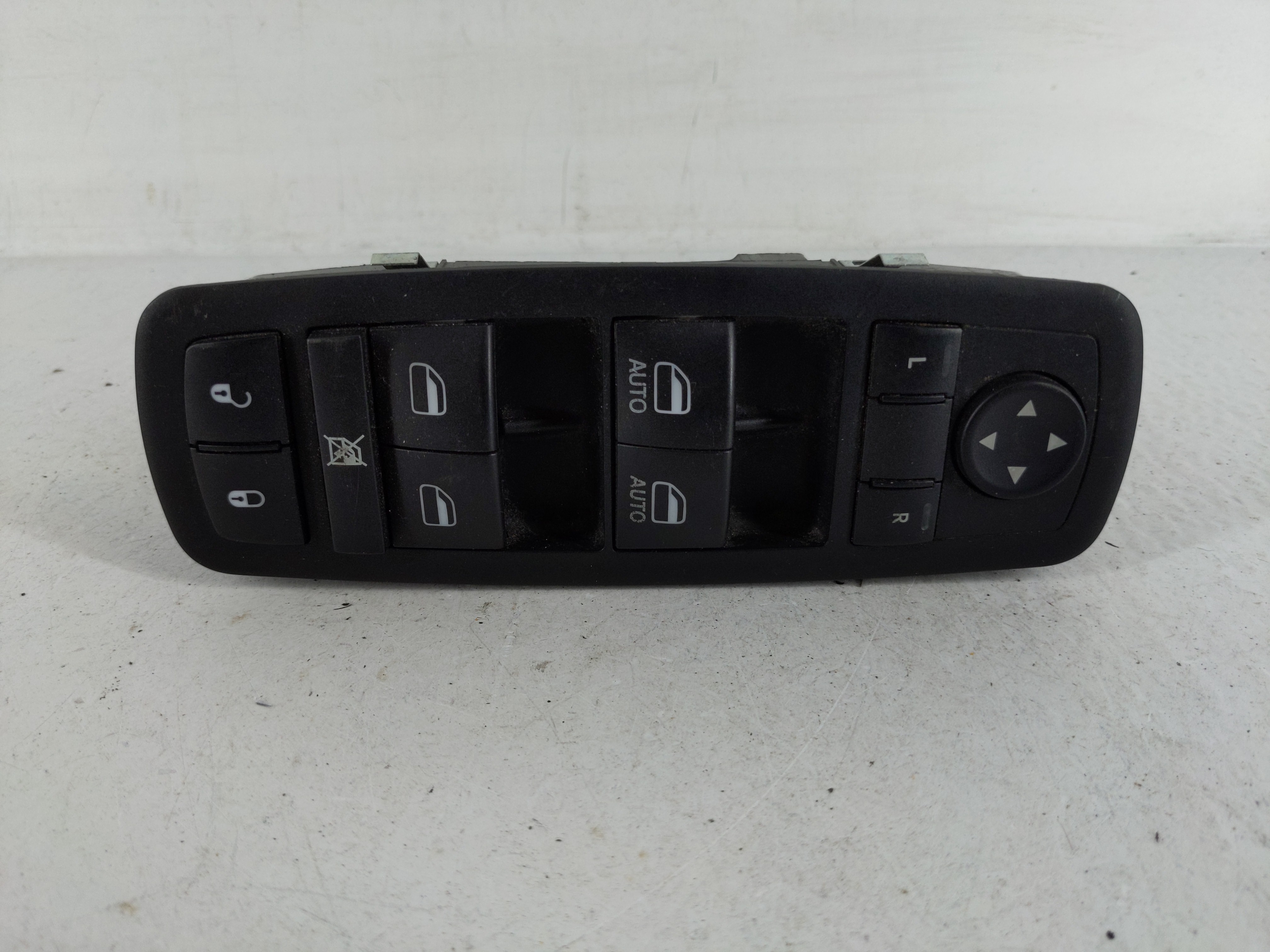 Picture of Dodge Caravan Driver Left Door Master Power Window Switch 1168244