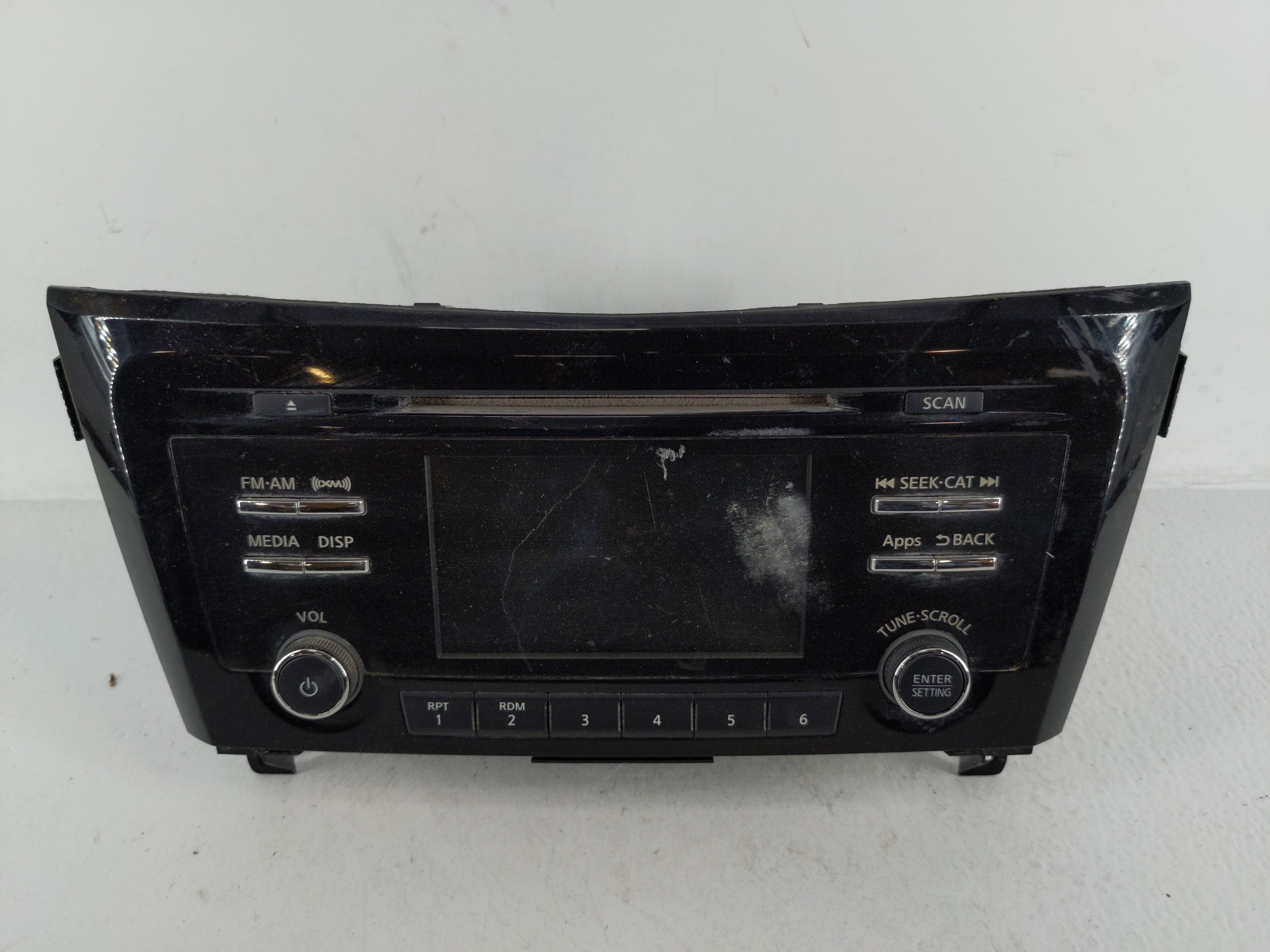 2015-2016 Nissan Rogue Am Fm Cd Player Radio Receiver 1168328 - Oemusedautoparts1.com