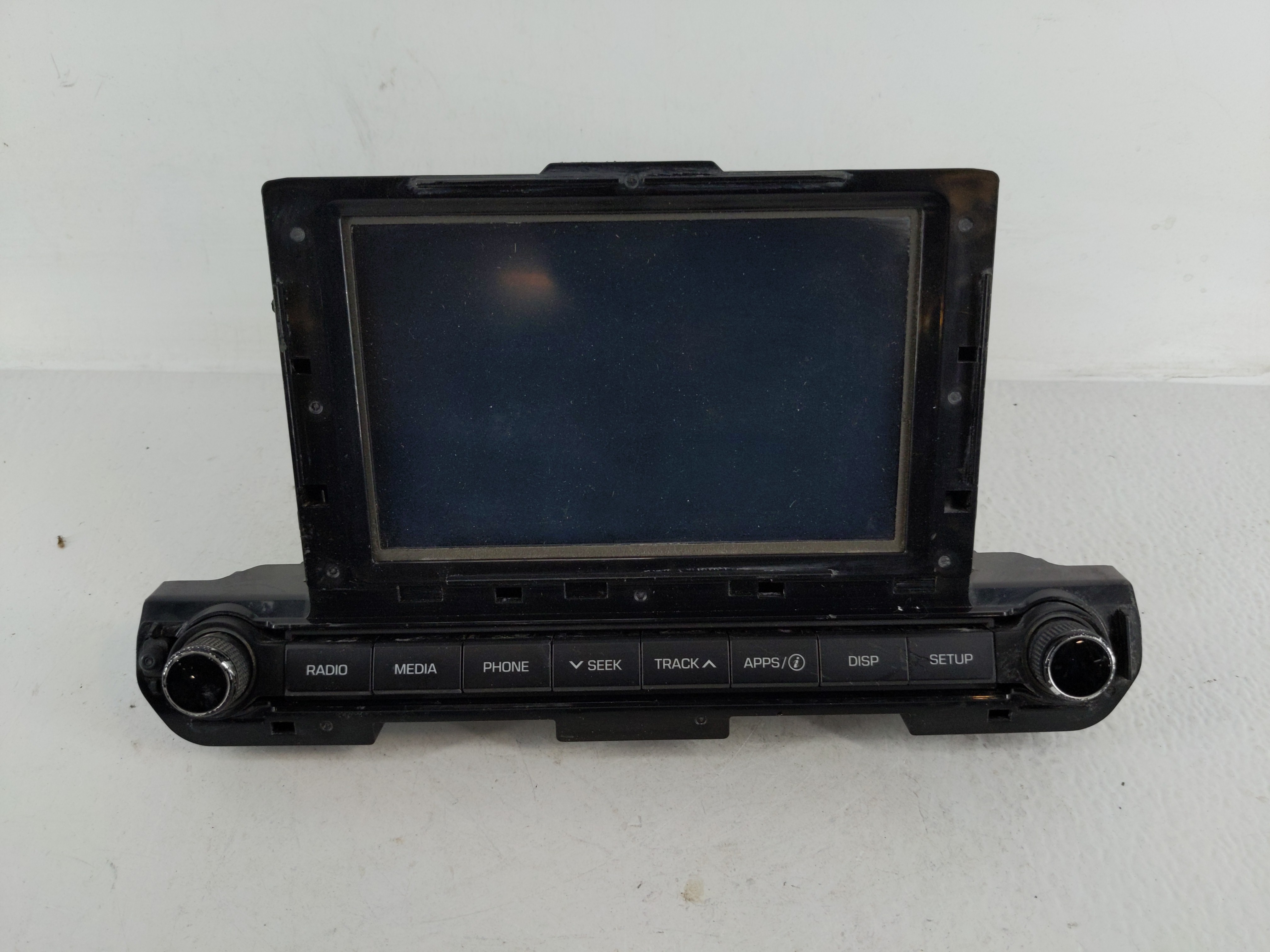 2017-2018 Hyundai Elantra Am Fm Cd Player Radio Receiver 1168331 - Oemusedautoparts1.com