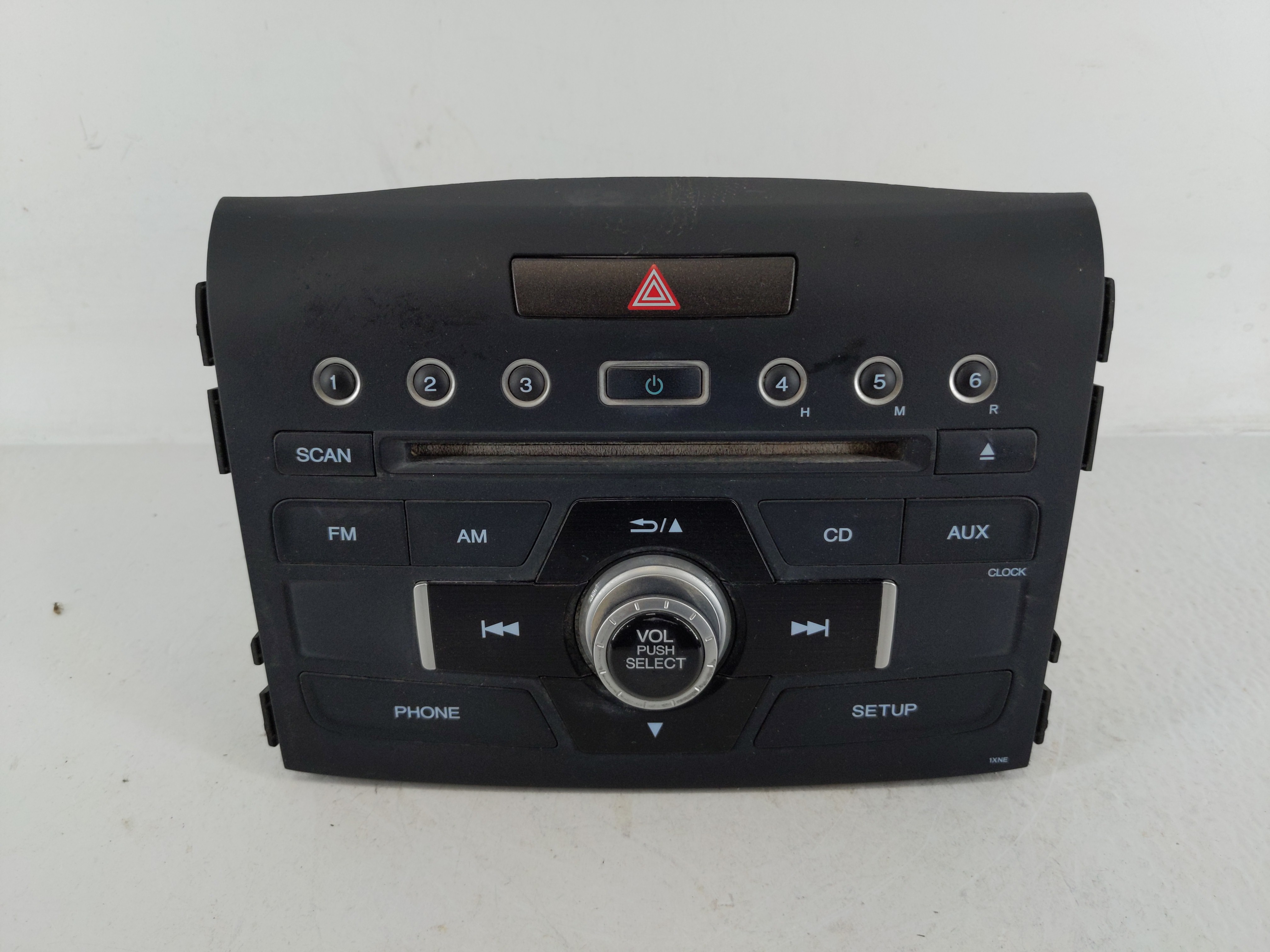 2016-2016 Honda Cr-v Am Fm Cd Player Radio Receiver 1168332 - Oemusedautoparts1.com