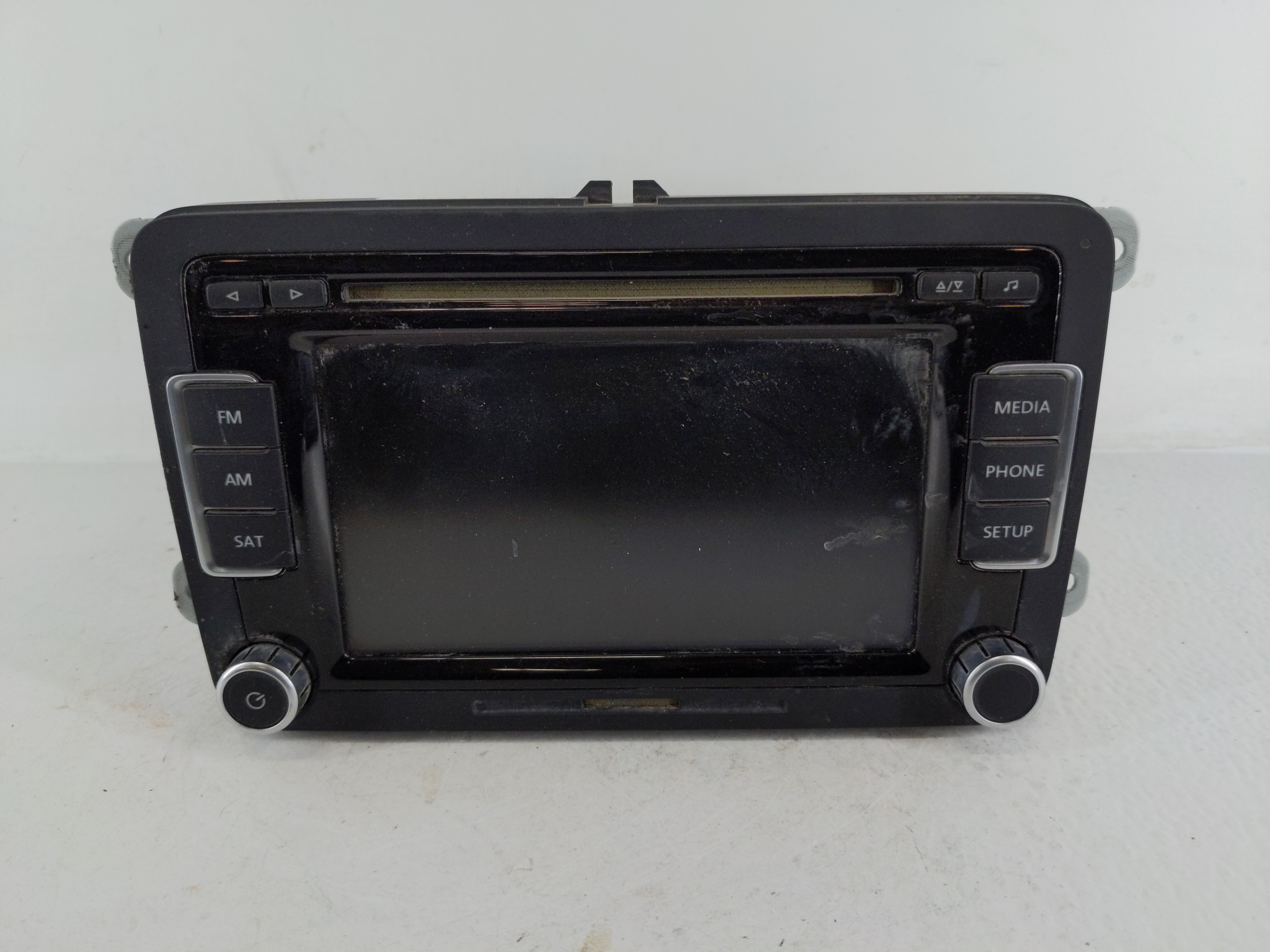 2010-2017 Volkswagen Jetta Am Fm Cd Player Radio Receiver 1168337 - Oemusedautoparts1.com