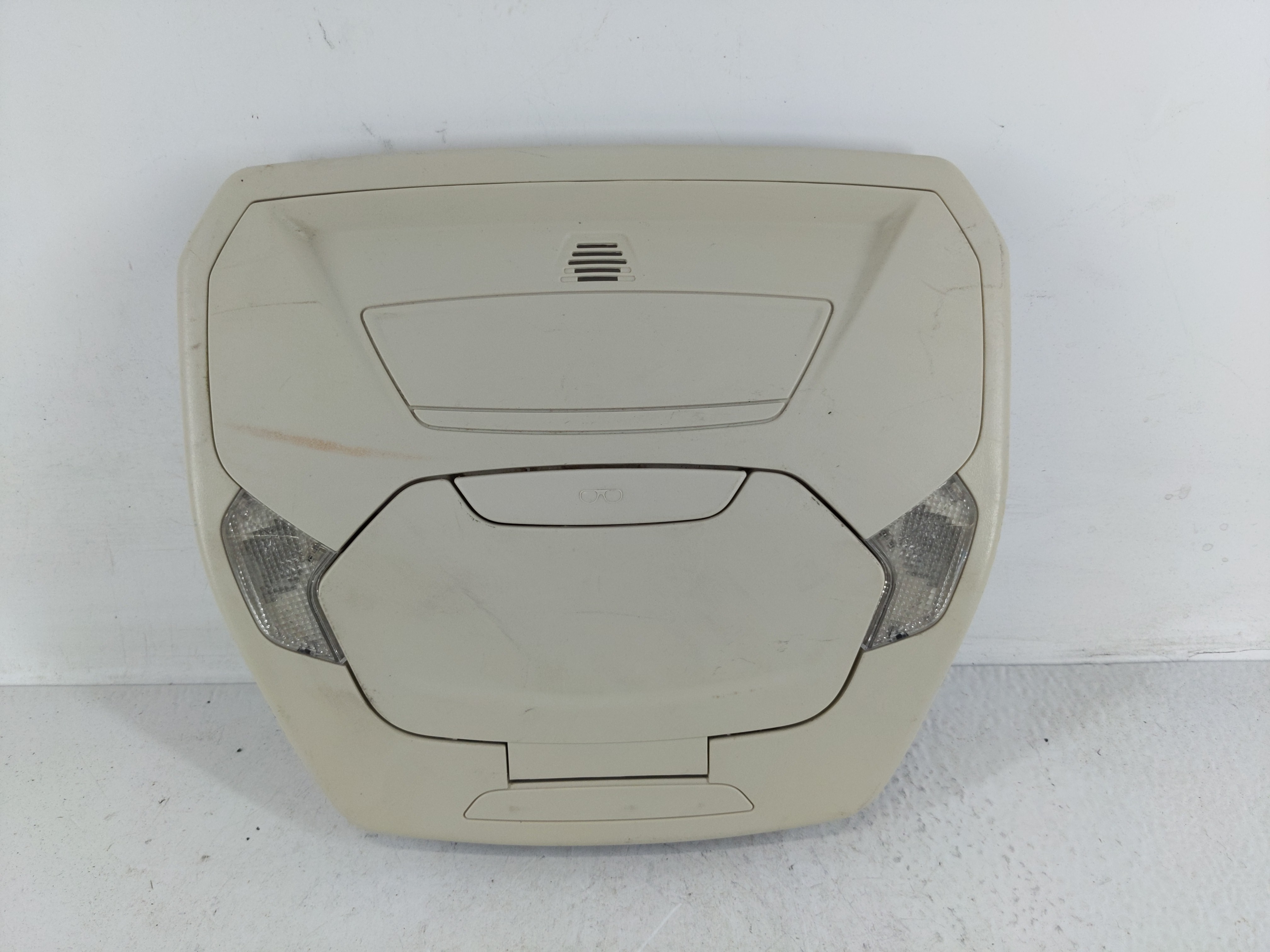2019 Ford Escape Overhead Roof Console 1168363 - Oemusedautoparts1.com