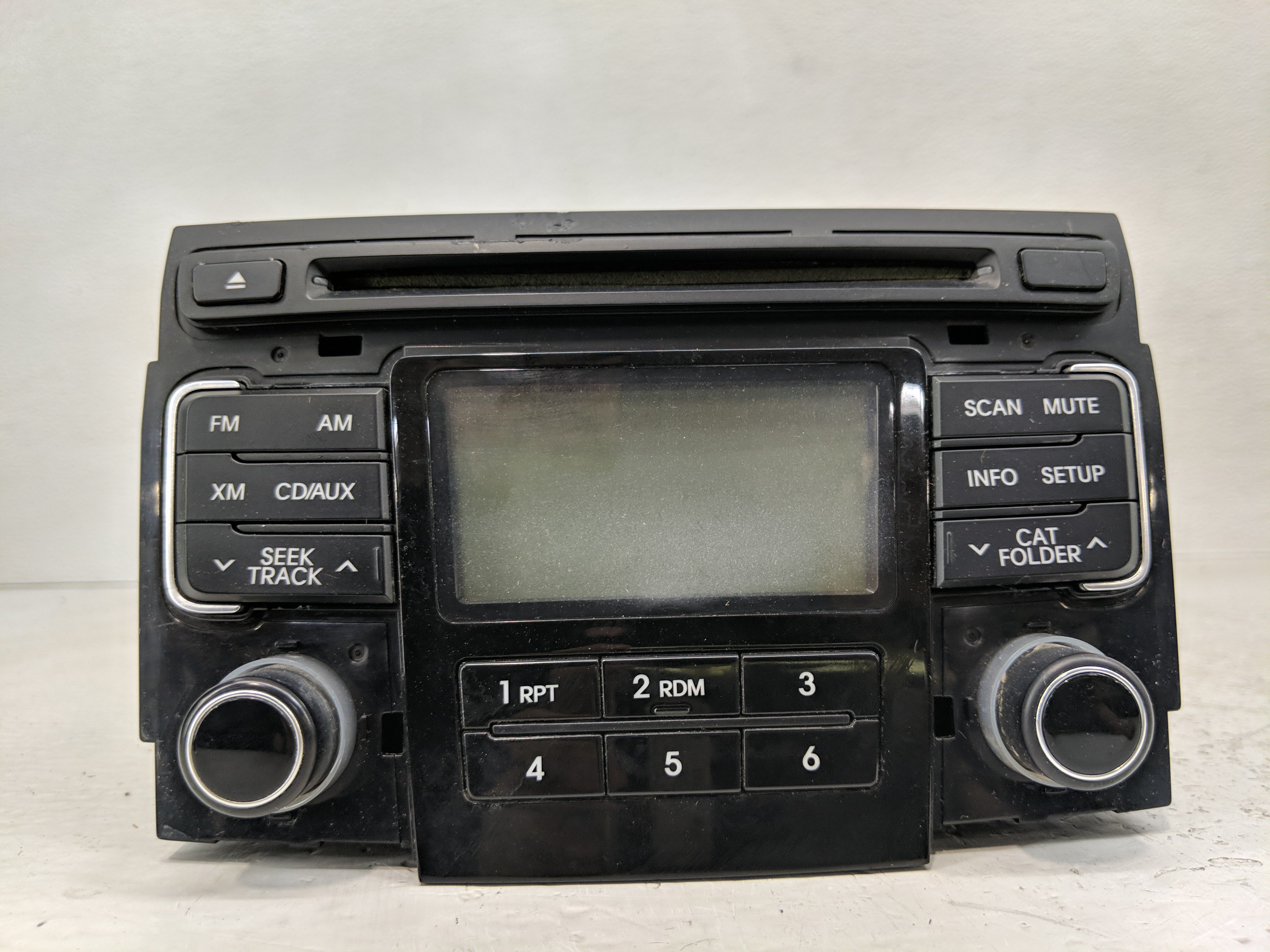 2011-2011 Hyundai Sonata Am Fm Cd Player Radio Receiver 1168459 - Oemusedautoparts1.com