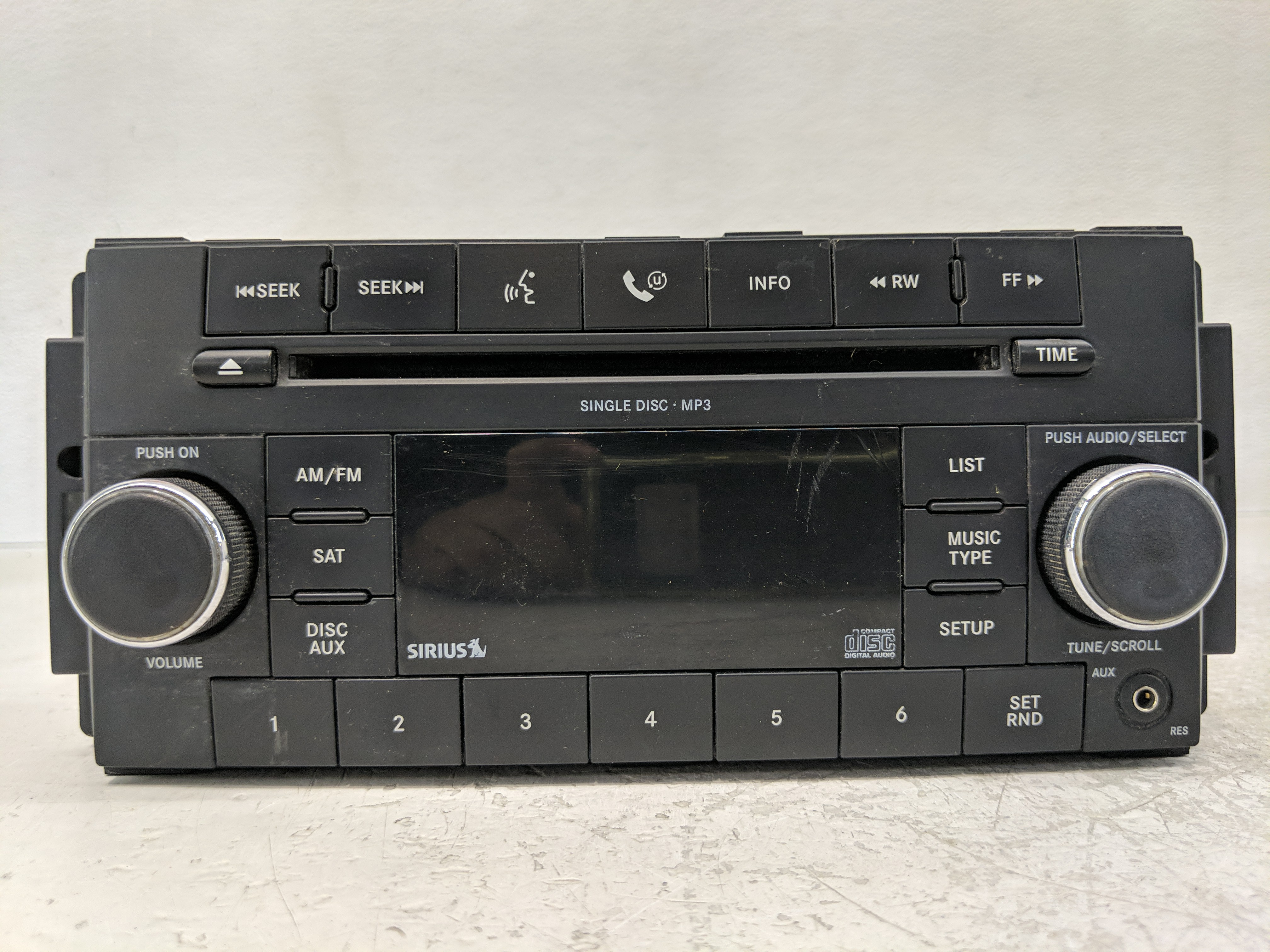 2008-2009 Dodge Caliber Am Fm Cd Player Radio Receiver 1168464 - Oemusedautoparts1.com