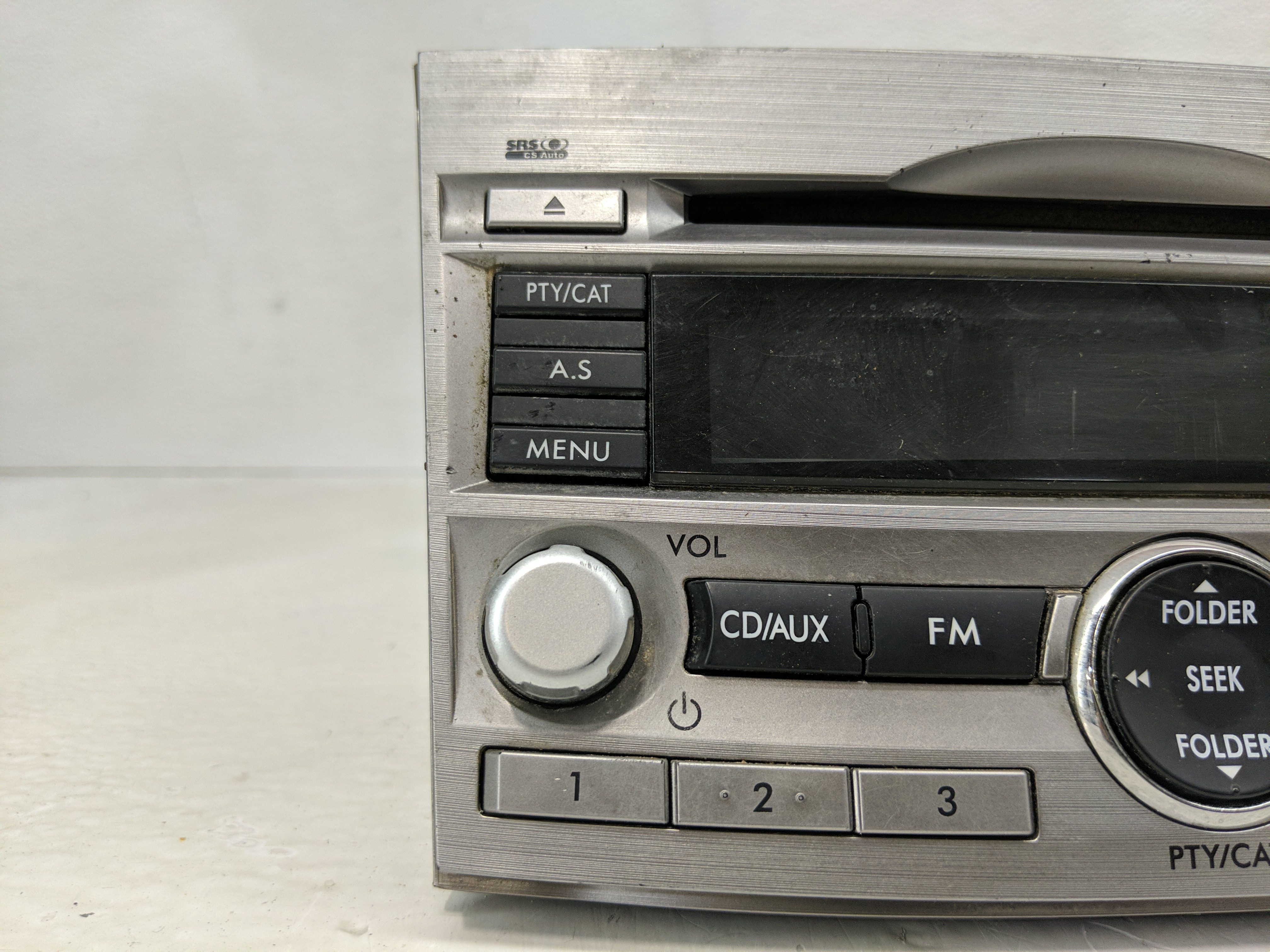 2011-2014 Volkswagen Jetta Am Fm Cd Player Radio Receiver 1168466 - Oemusedautoparts1.com