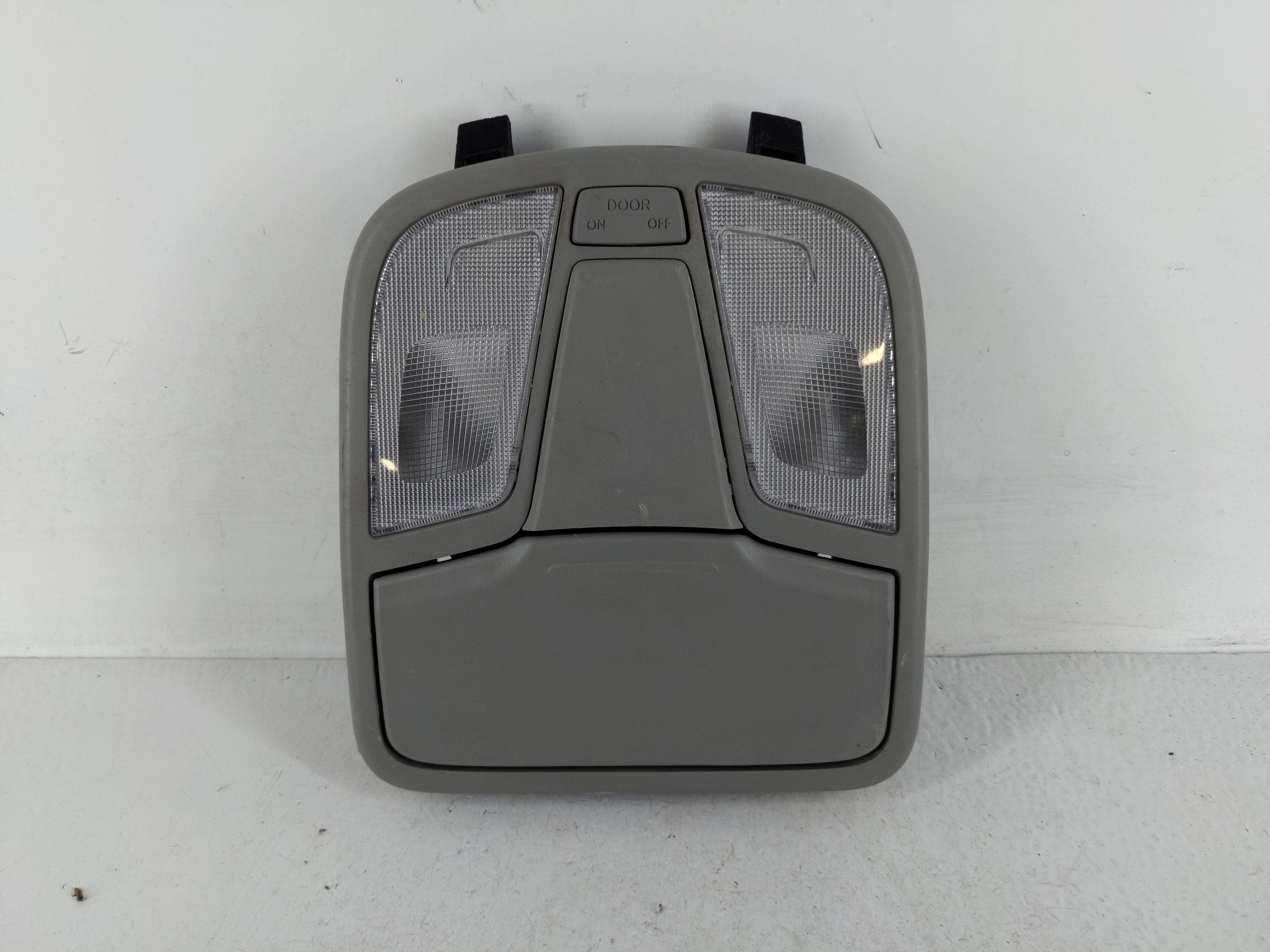 2011 Kia Optima Overhead Roof Console 1168470 - Oemusedautoparts1.com