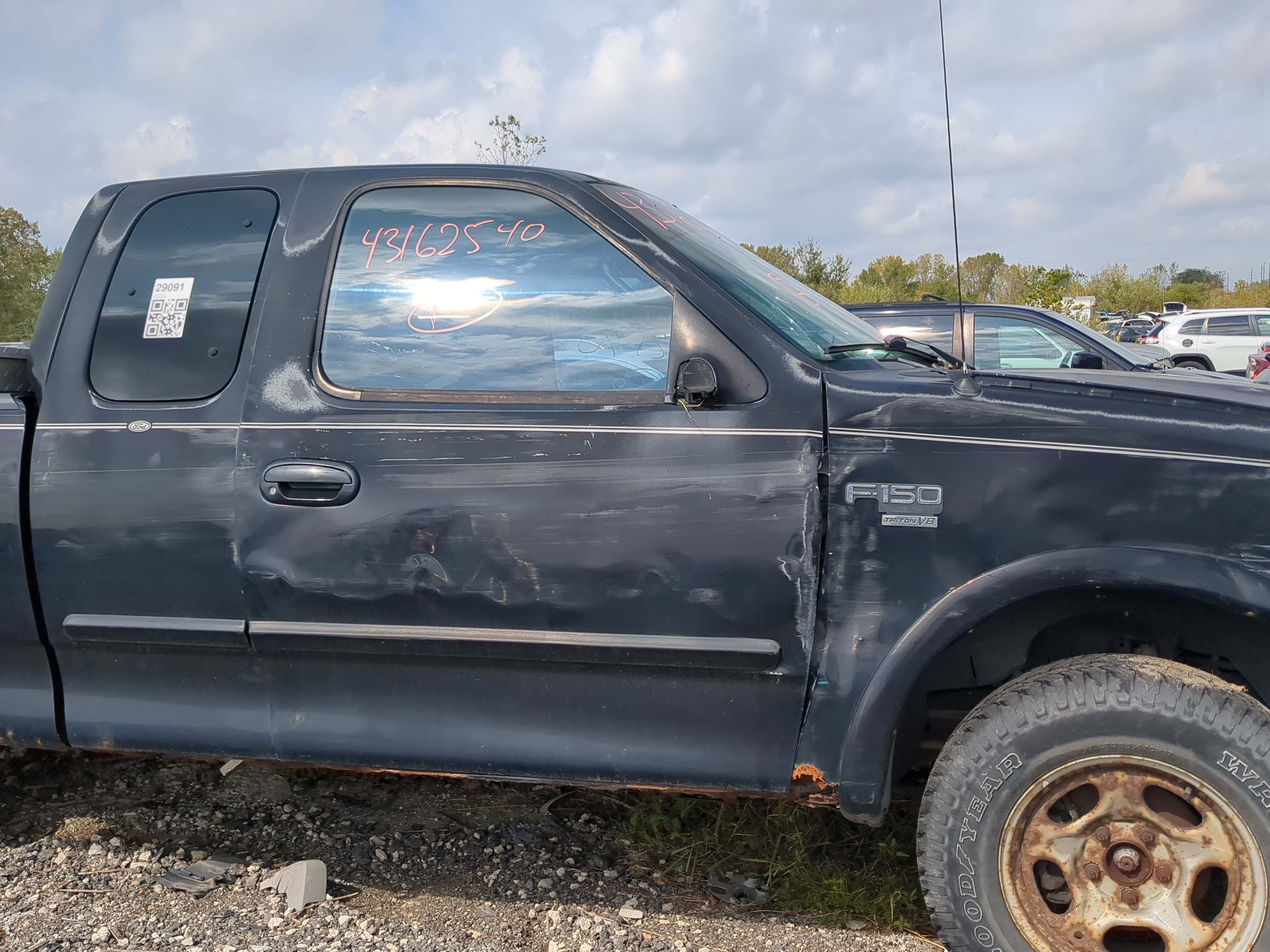 1998-2003 Ford F-150 Passenger Front Door Oem 1168563 - Oemusedautoparts1.com