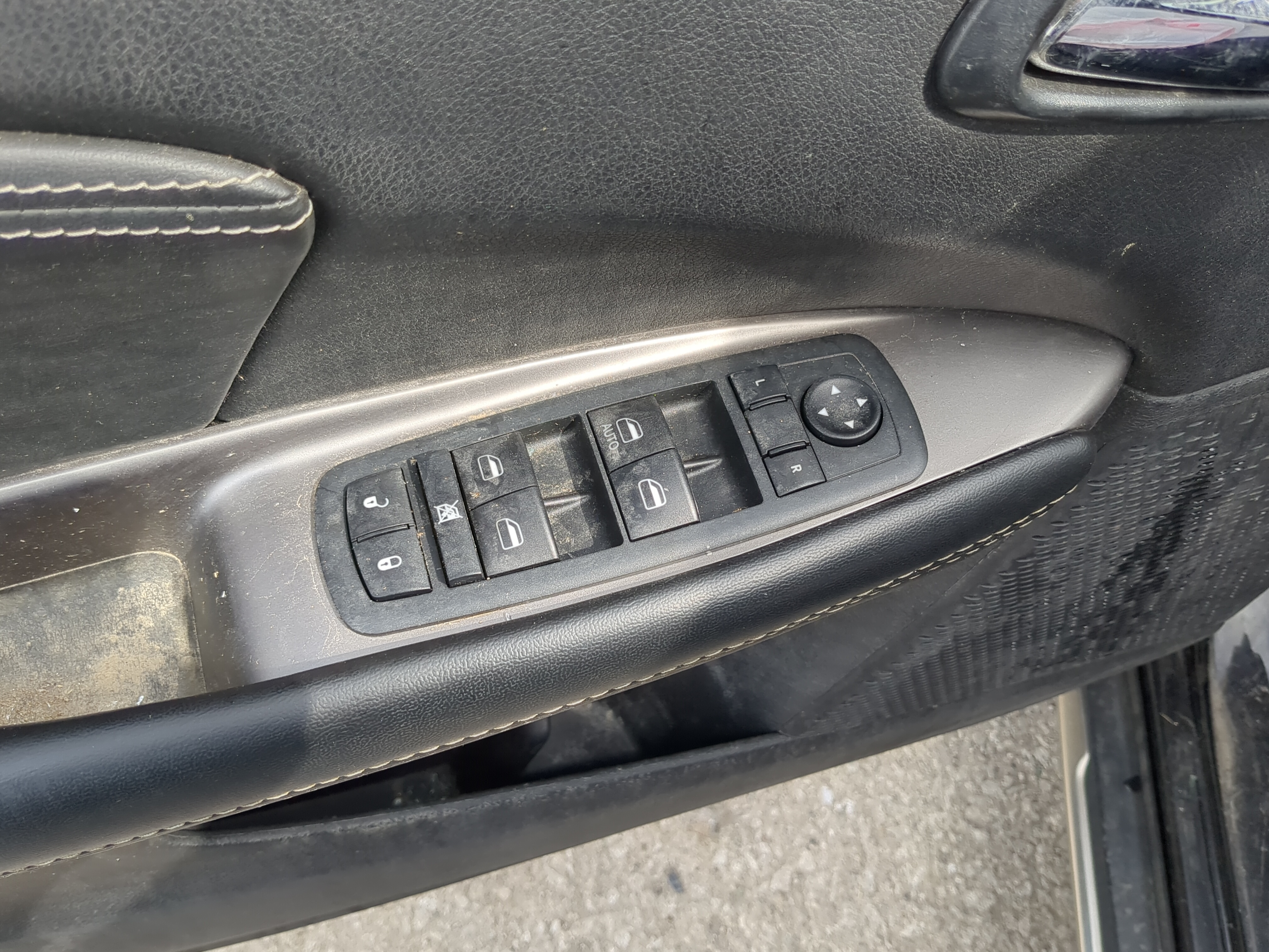 Picture of 2018-2020 Dodge Journey Driver Left Door Master Power Window Switch 1168654