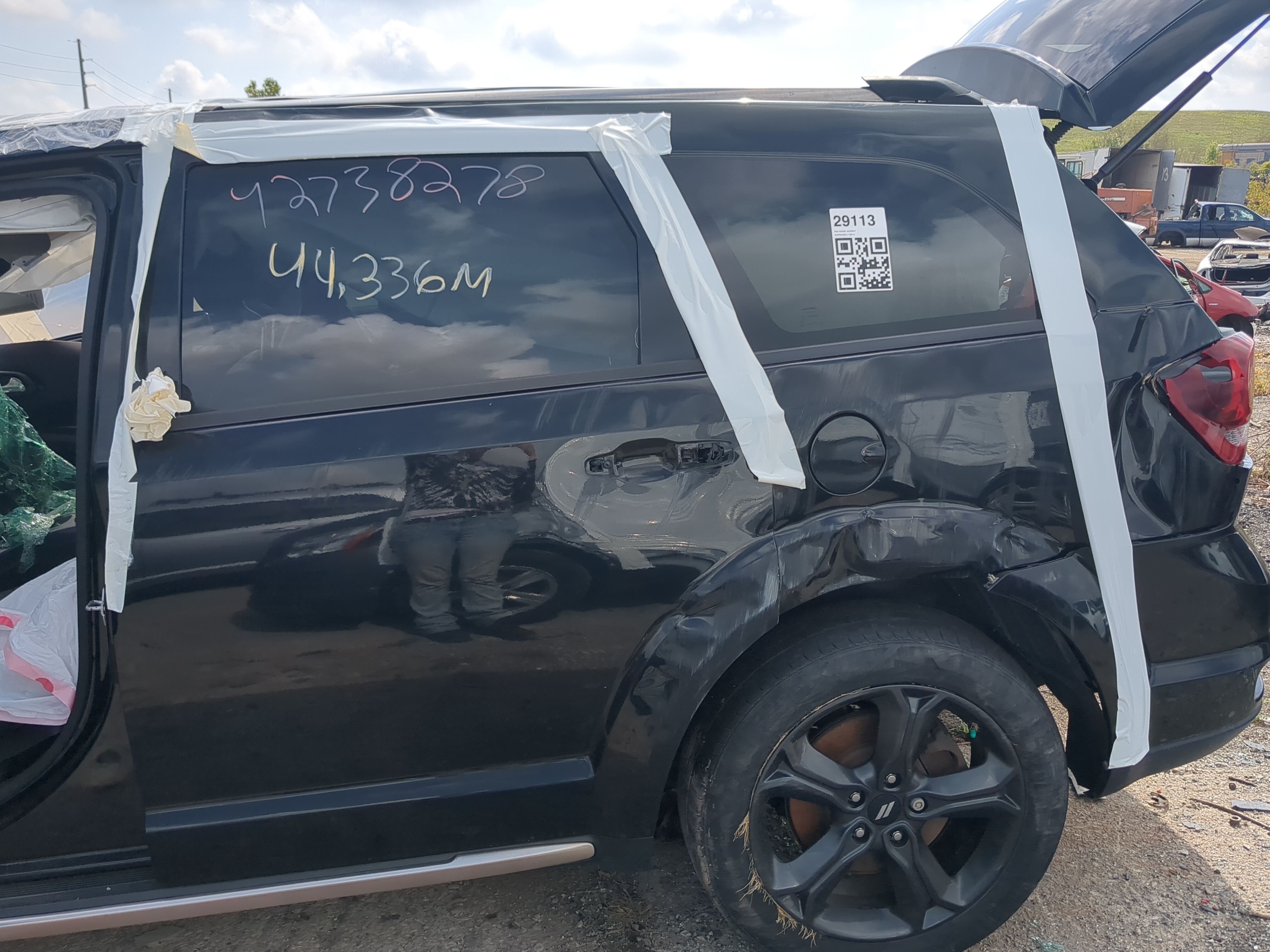 2020 Dodge Journey Driver Rear Door Oem 1168751 - Oemusedautoparts1.com