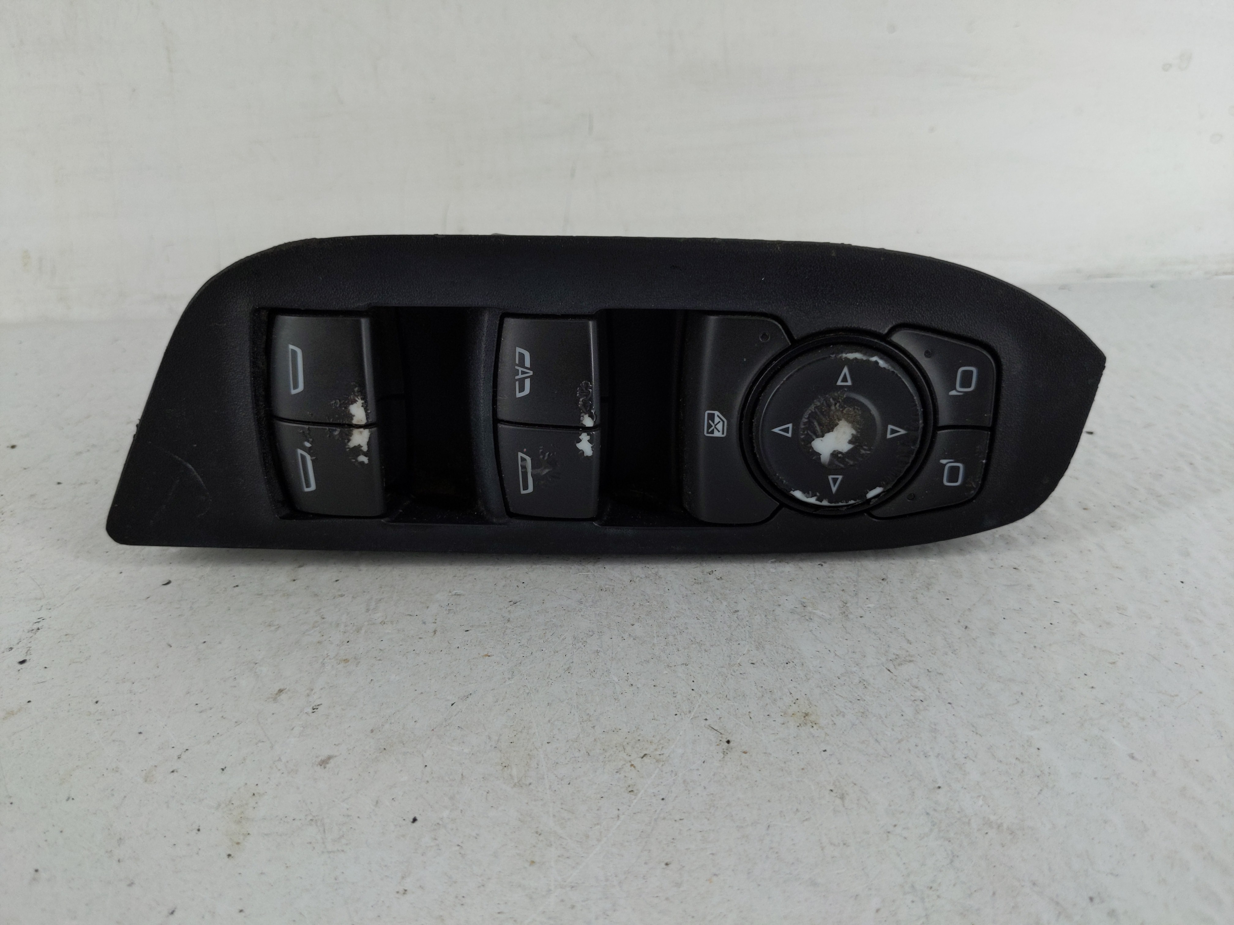 Picture of 2018-2022 Chevrolet Equinox Driver Left Door Master Power Window Switch 1168763