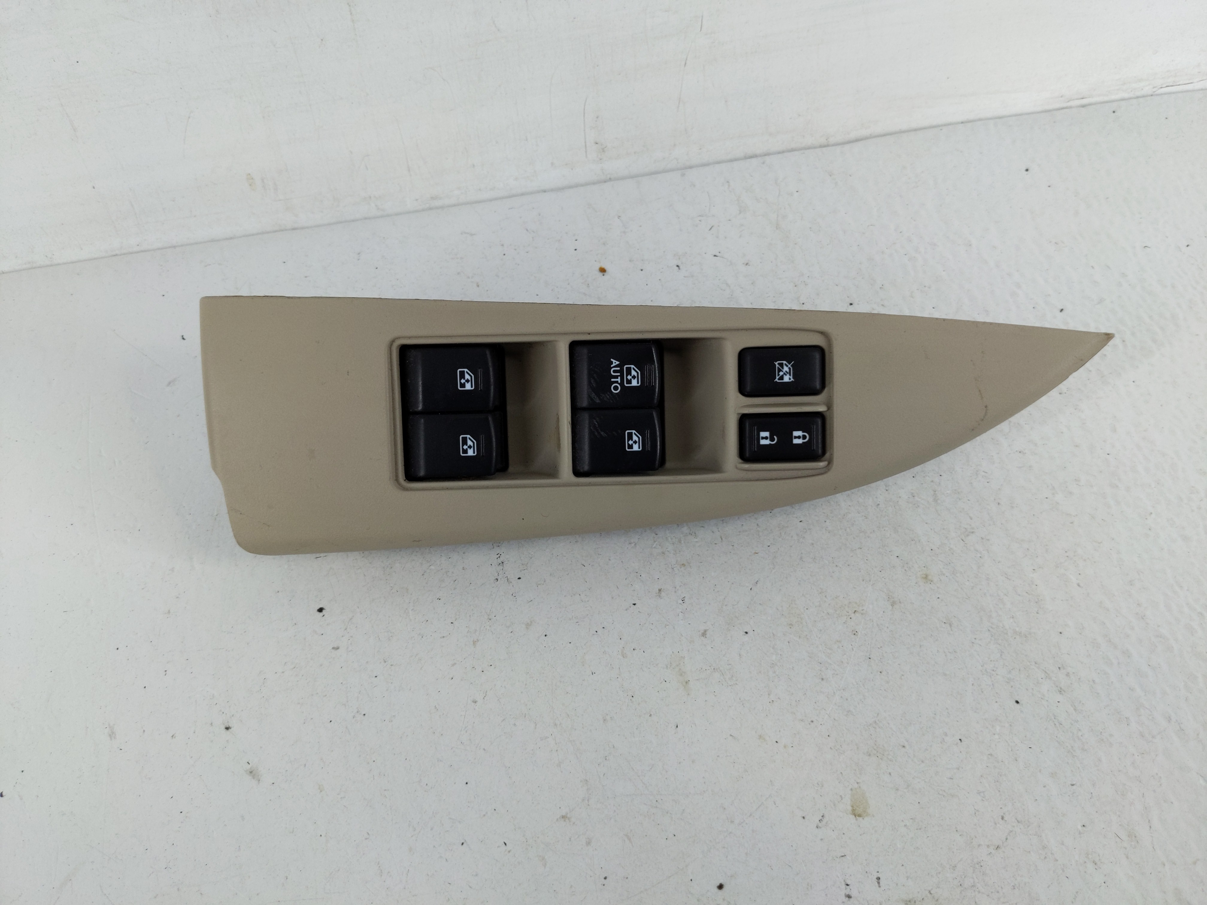 Picture of 2013-2014 Subaru Legacy Driver Left Door Master Power Window Switch 1168774