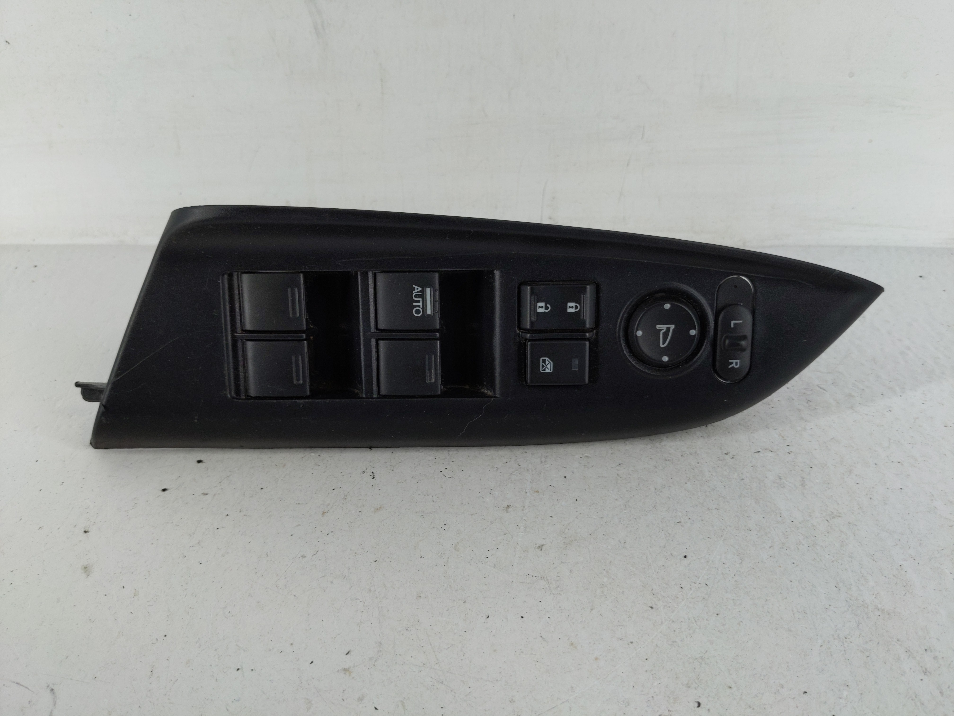 Picture of 2015-2020 Honda Fit Driver Left Door Master Power Window Switch 1168783