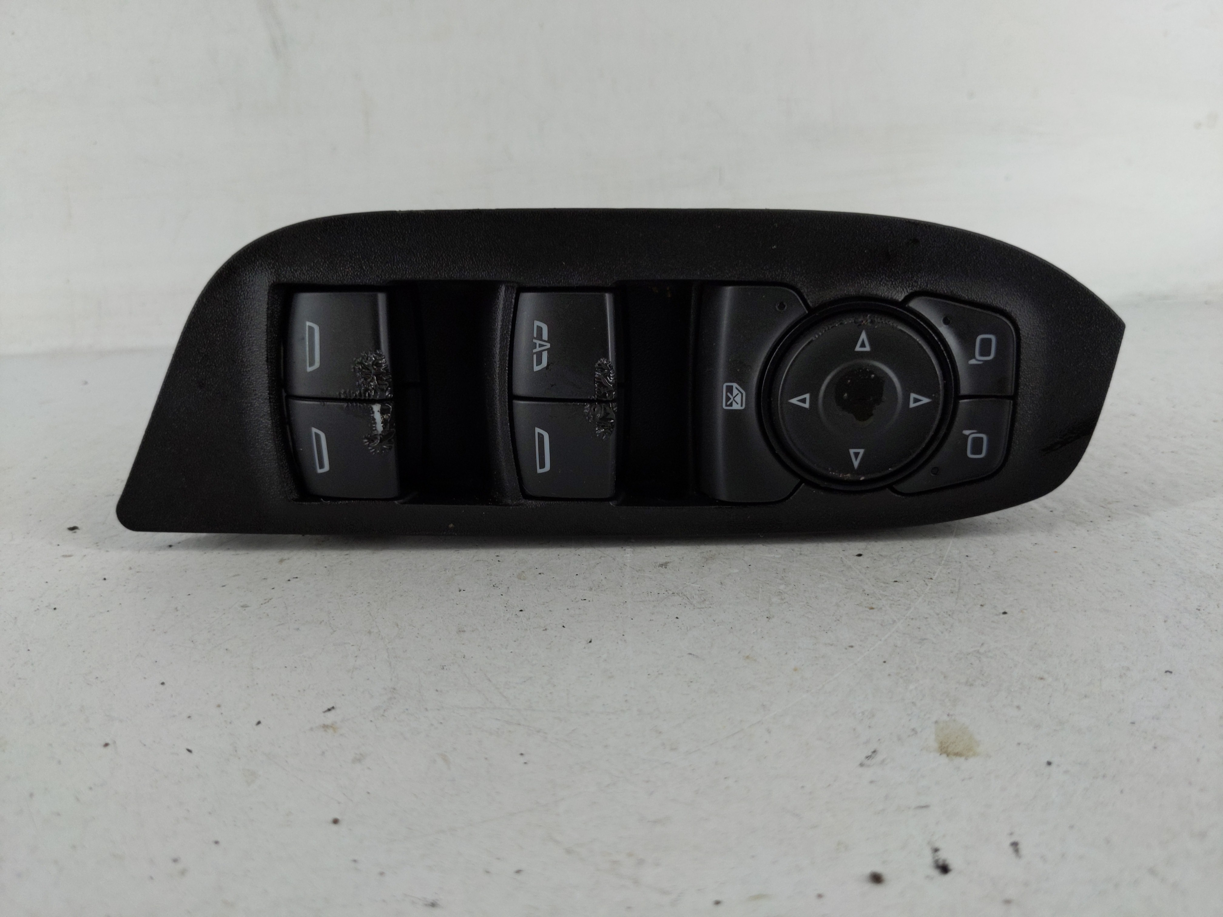 Picture of 2018-2022 Chevrolet Equinox Driver Left Door Master Power Window Switch 1168787