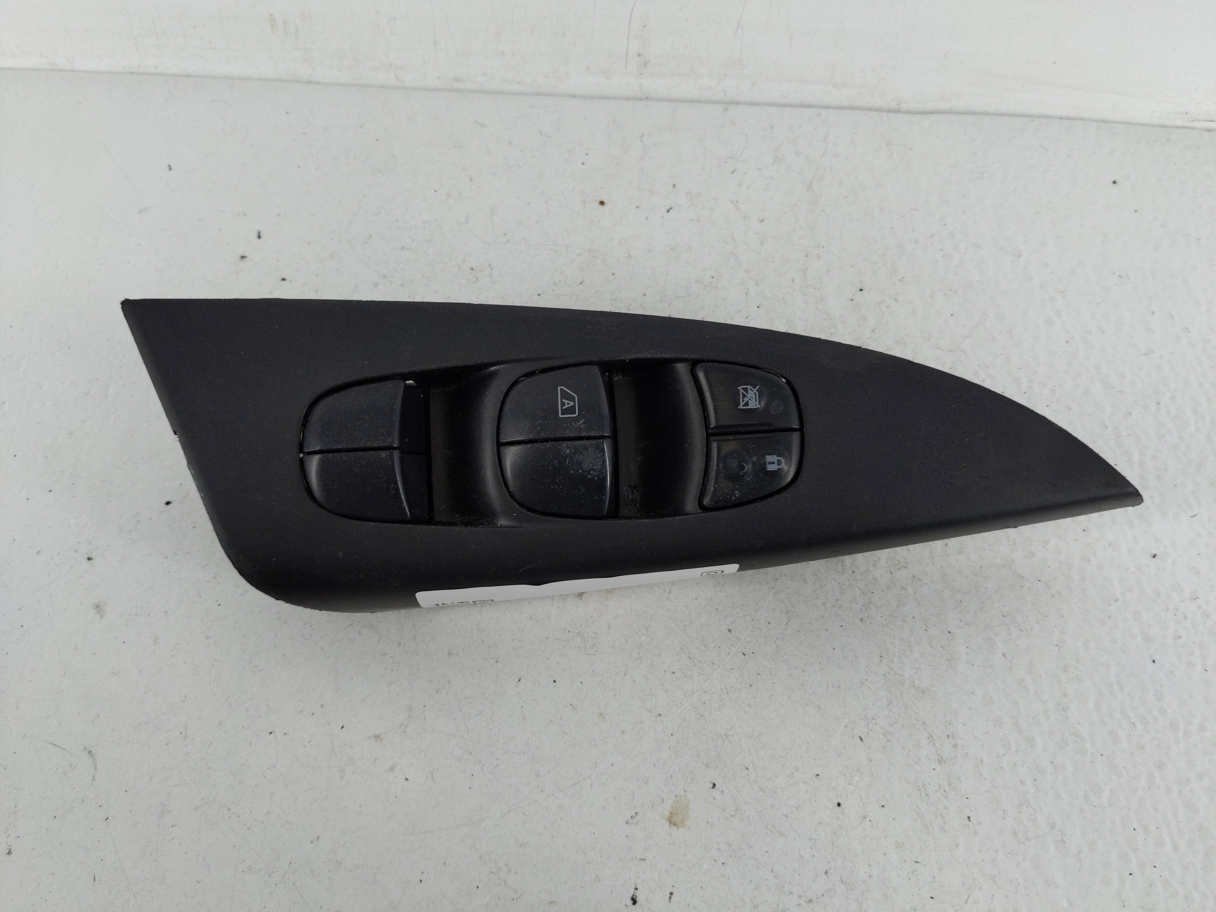 Picture of 2013-2019 Nissan Sentra Driver Left Door Master Power Window Switch 1168859