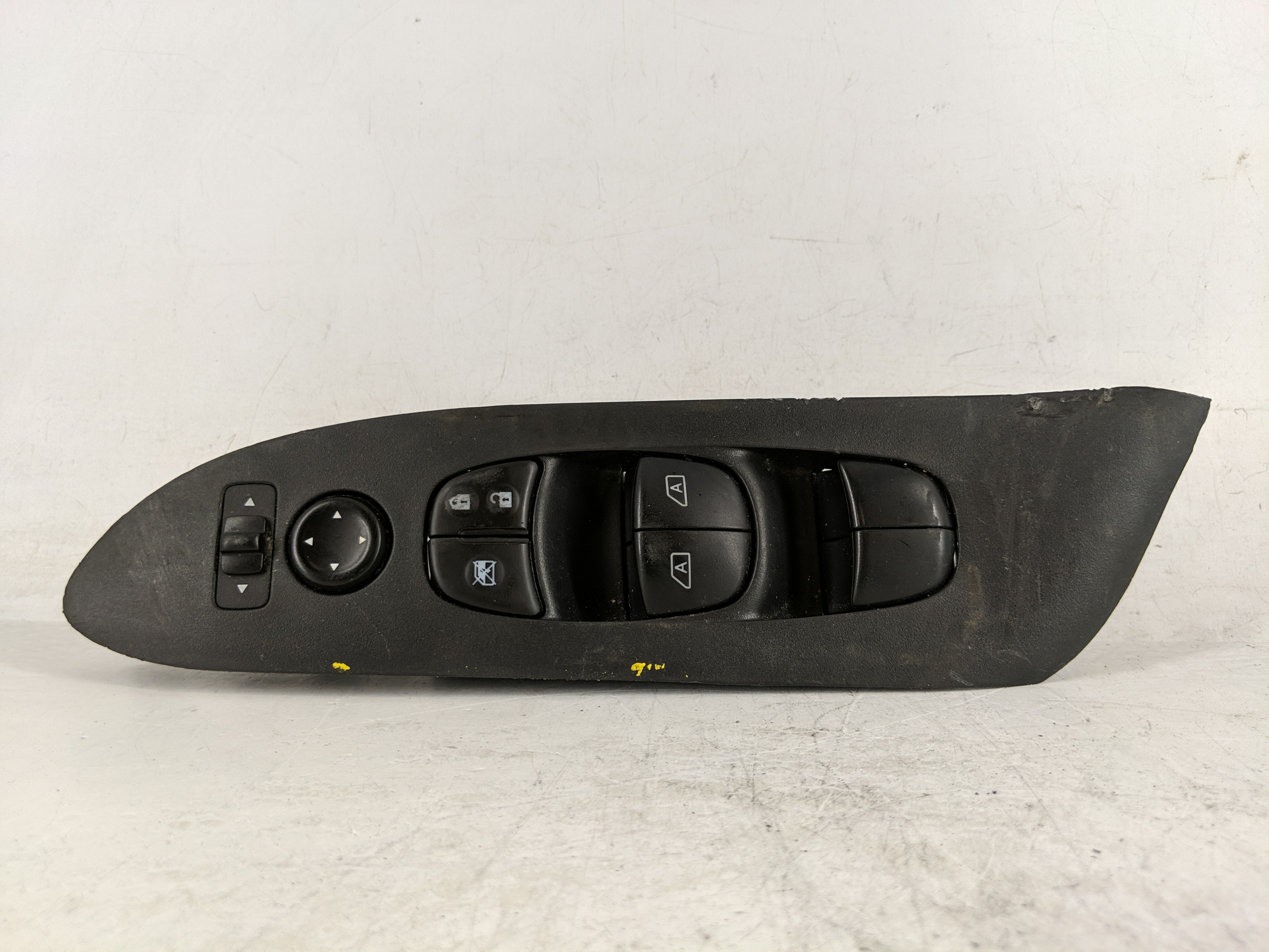 Picture of 2015-2022 Nissan Murano Driver Left Door Master Power Window Switch 1168897