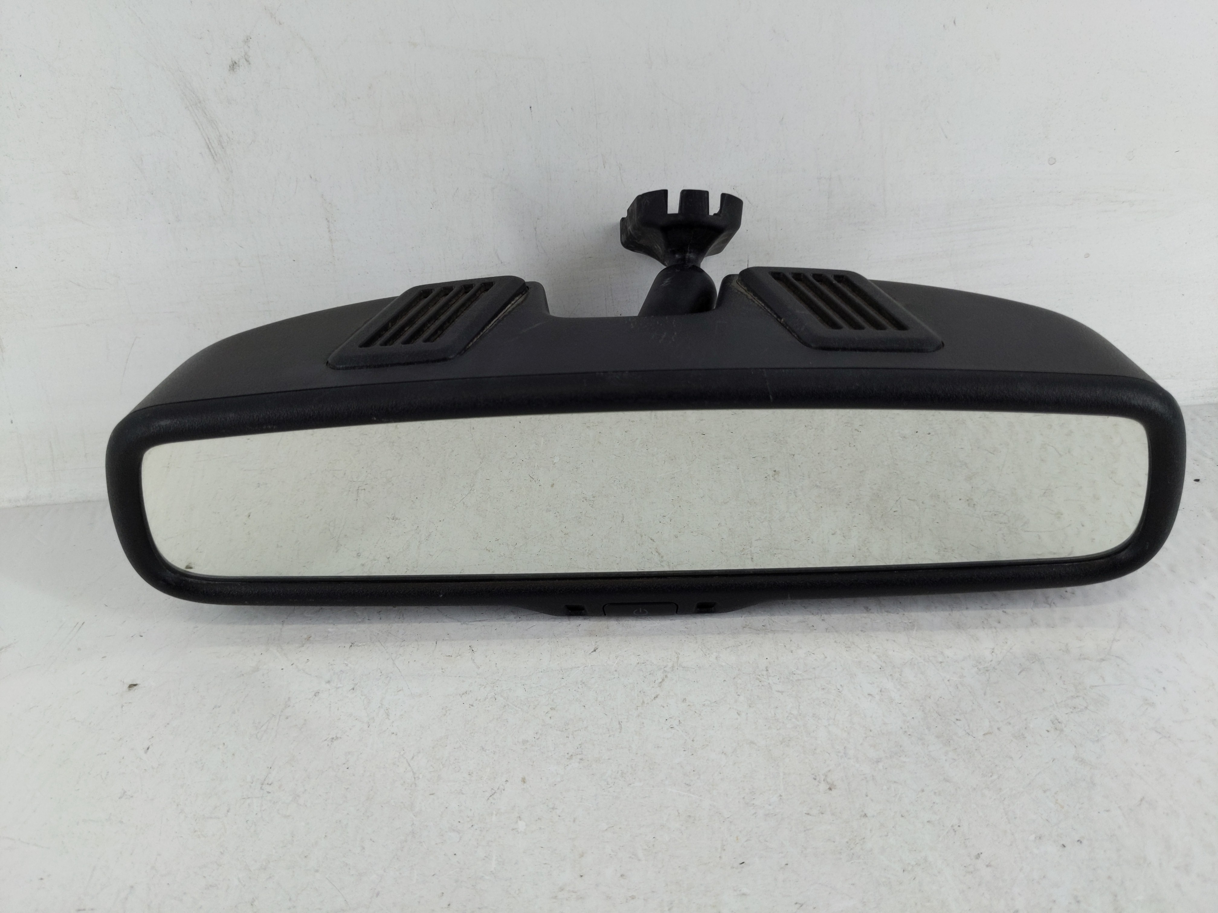 2009 Dodge Ram 1500 Interior Rear View Mirror Oem 1168902 - Oemusedautoparts1.com