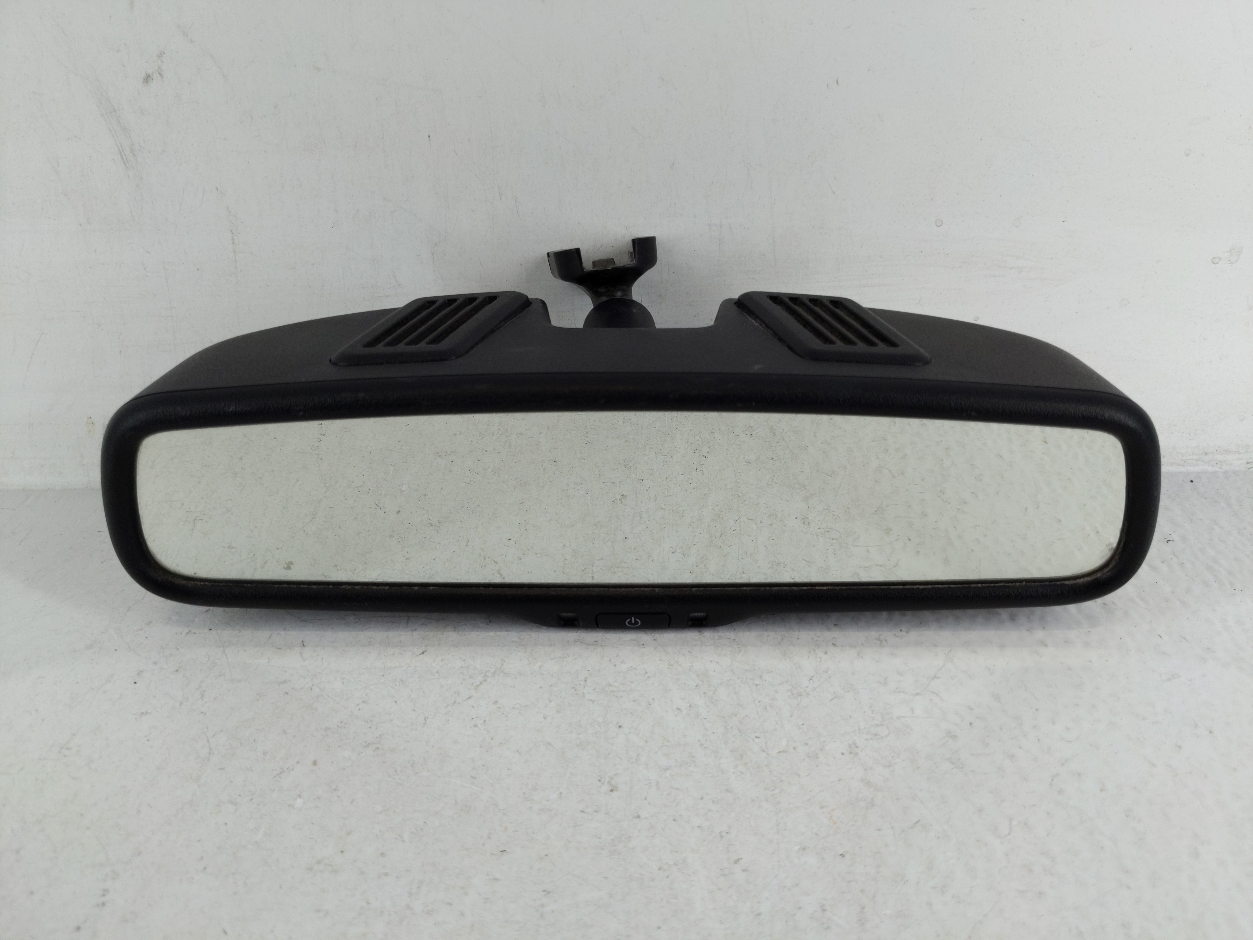 2013-2016 Chrysler Town & Country Interior Rear View Mirror Oem 1168907 - Oemusedautoparts1.com