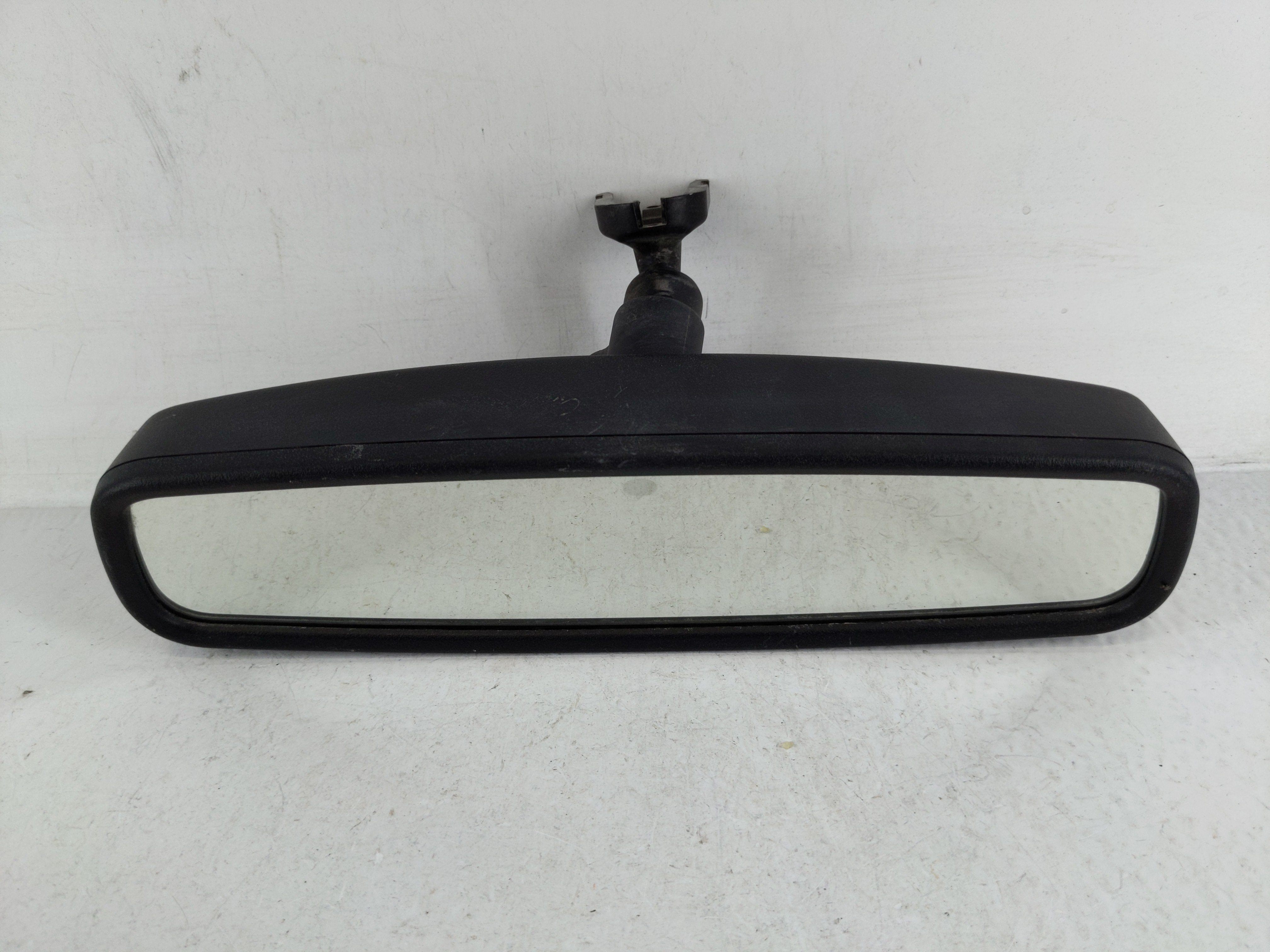 2015-2022 Ford Mustang Interior Rear View Mirror Oem 1168915 - Oemusedautoparts1.com
